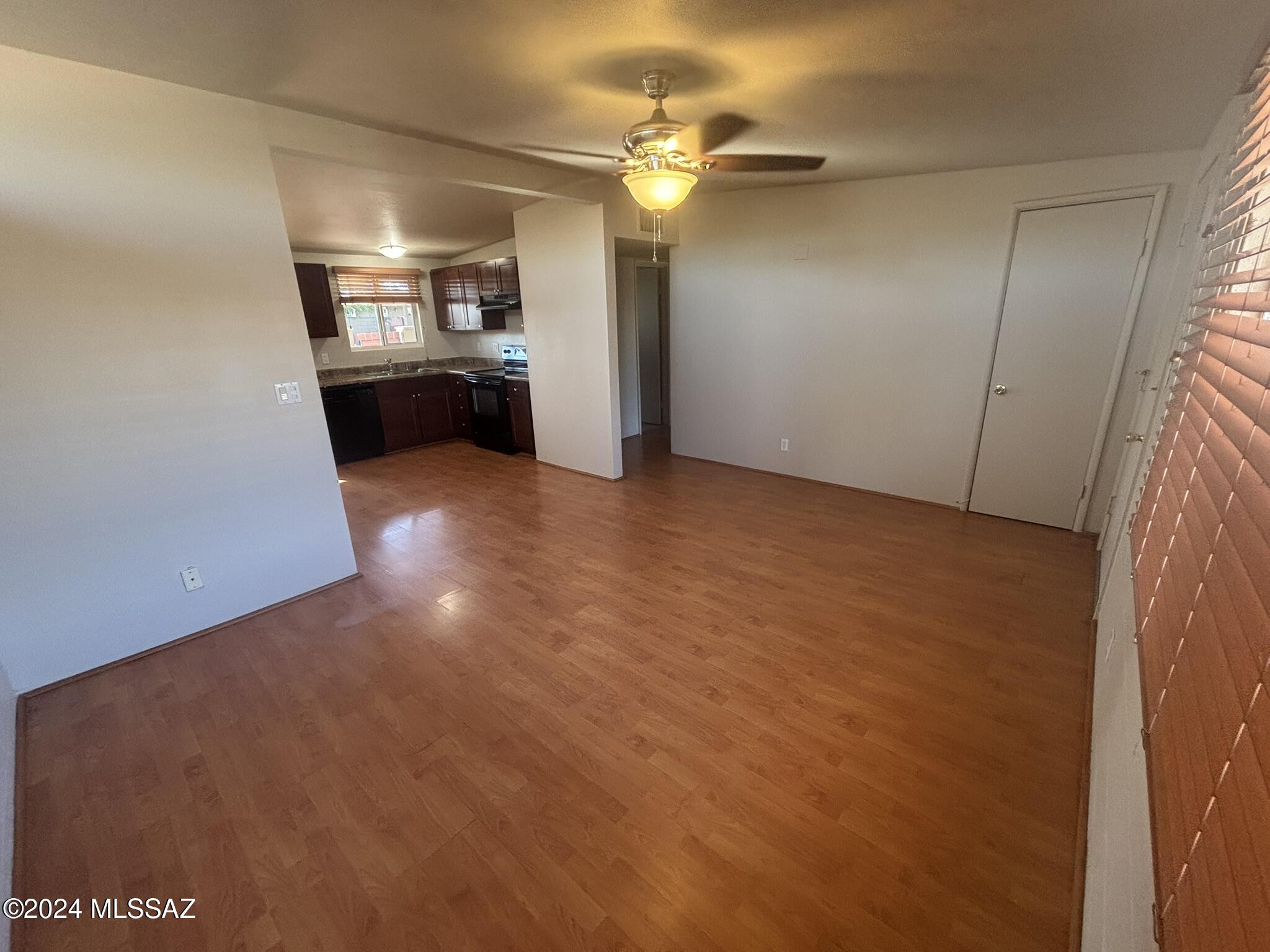 Columbus Park Condominiums (1-60) - Residential Lease