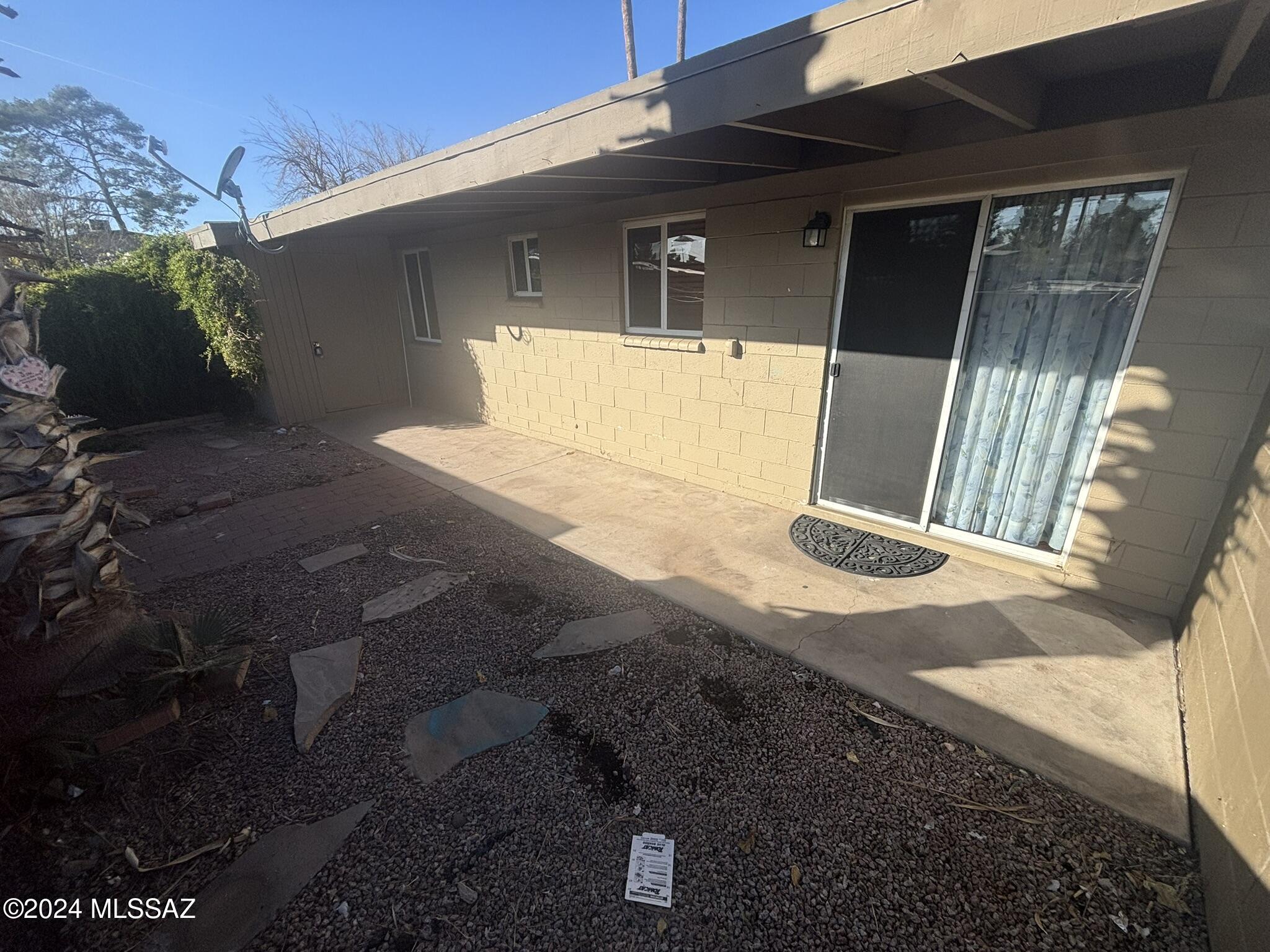 Columbus Park Condominiums (1-60) - Residential Lease
