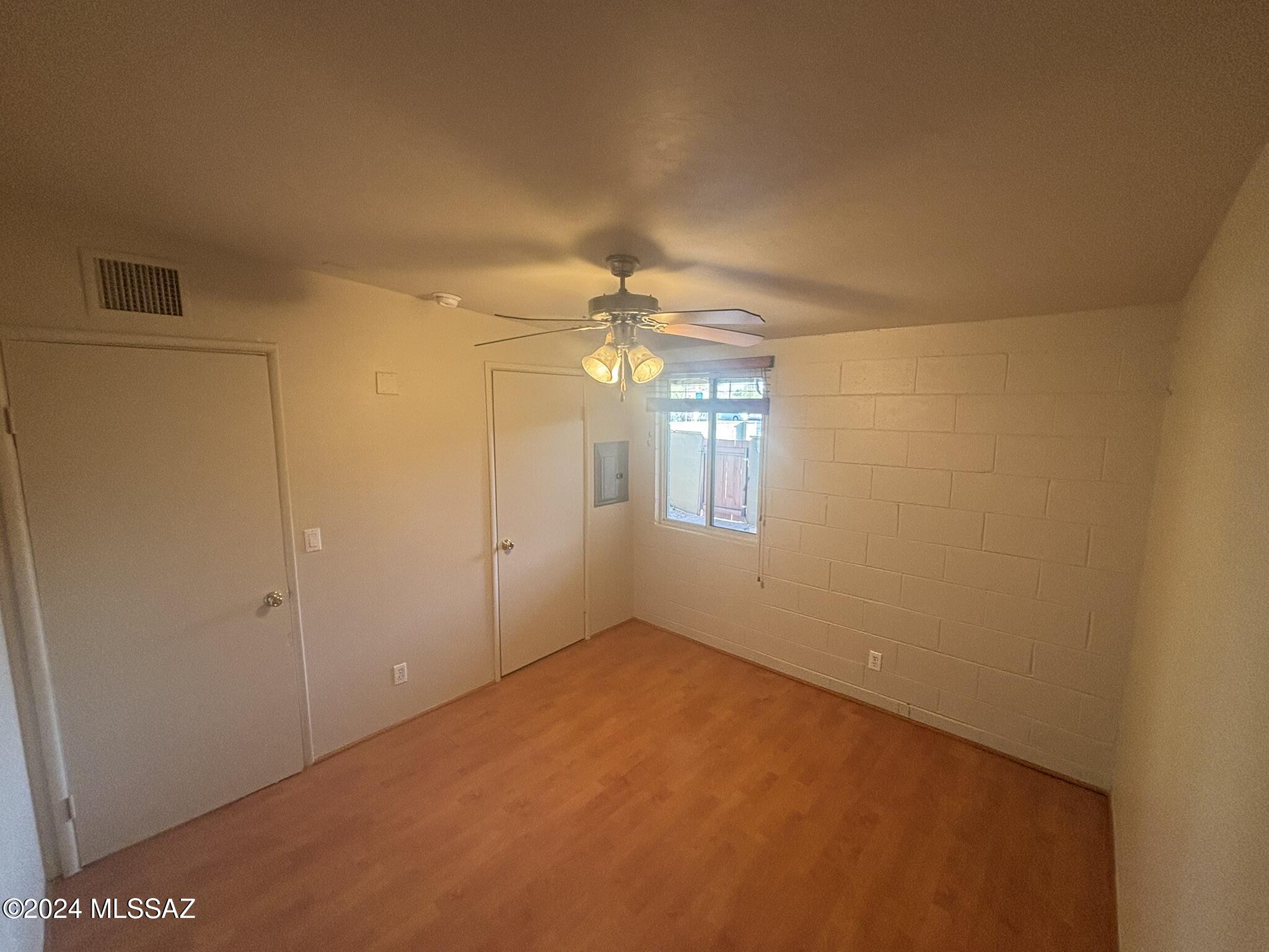 Columbus Park Condominiums (1-60) - Residential Lease