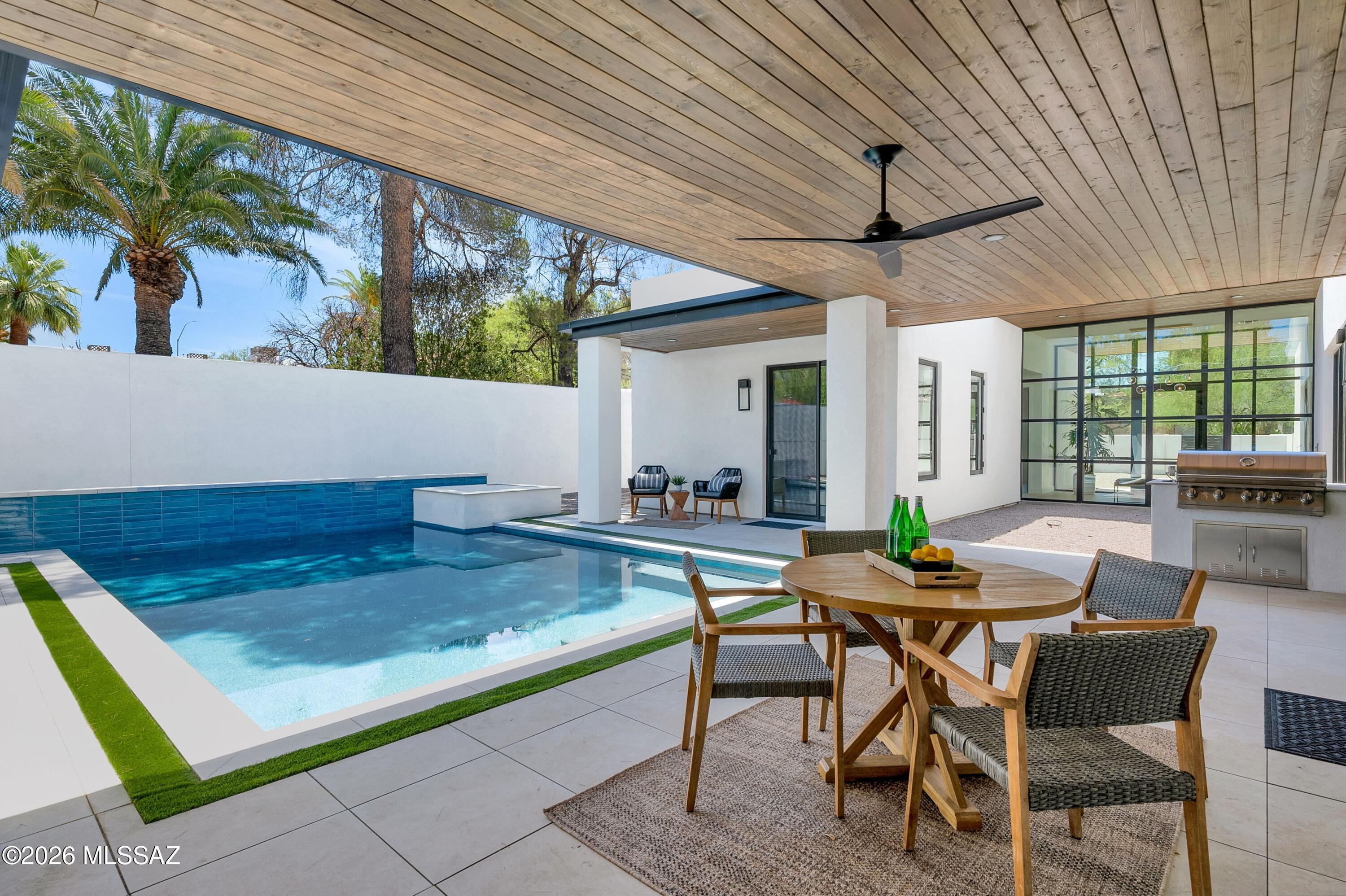 El Montevideo Estates - Residential