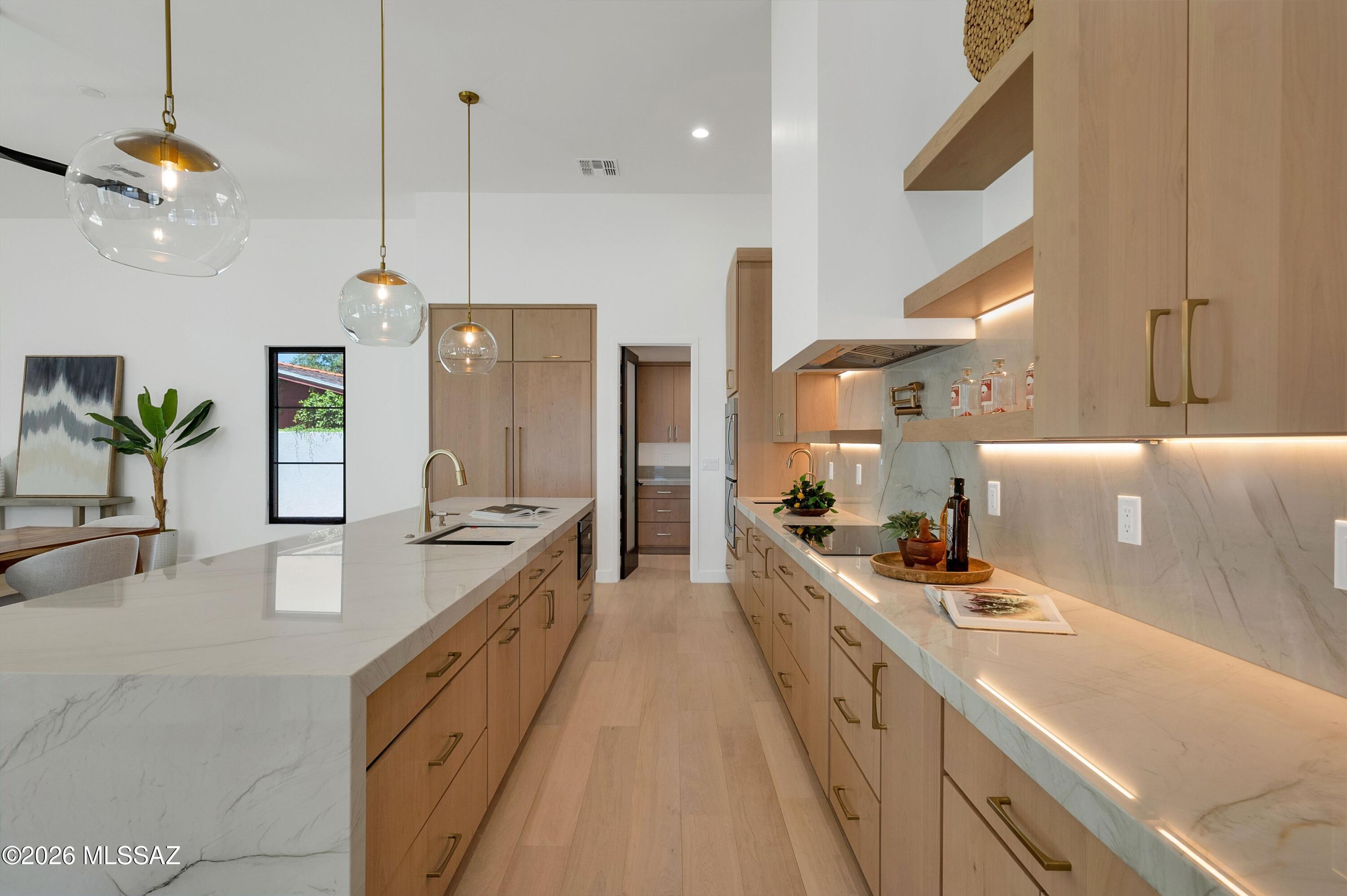 El Montevideo Estates - Residential