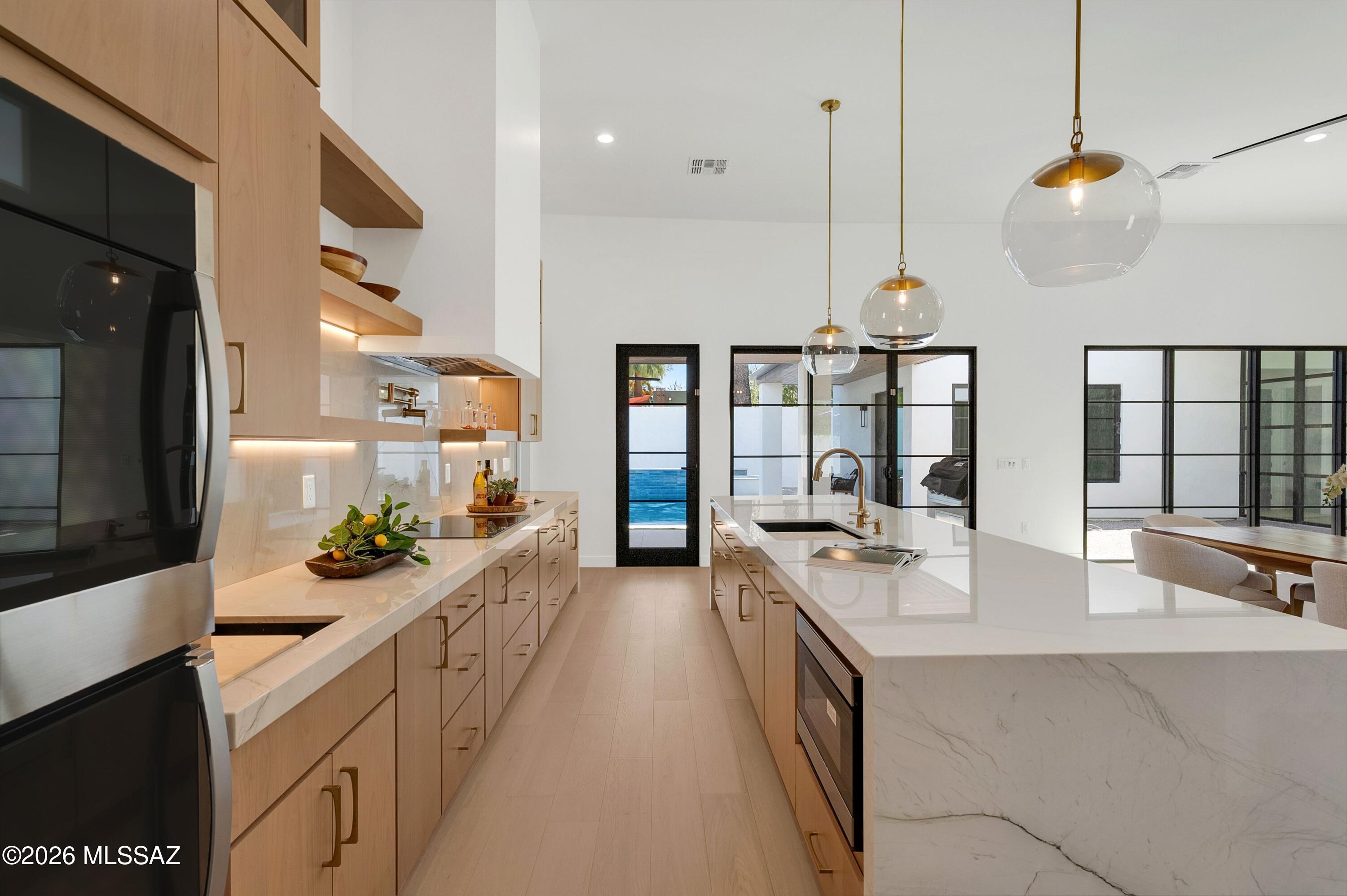 El Montevideo Estates - Residential