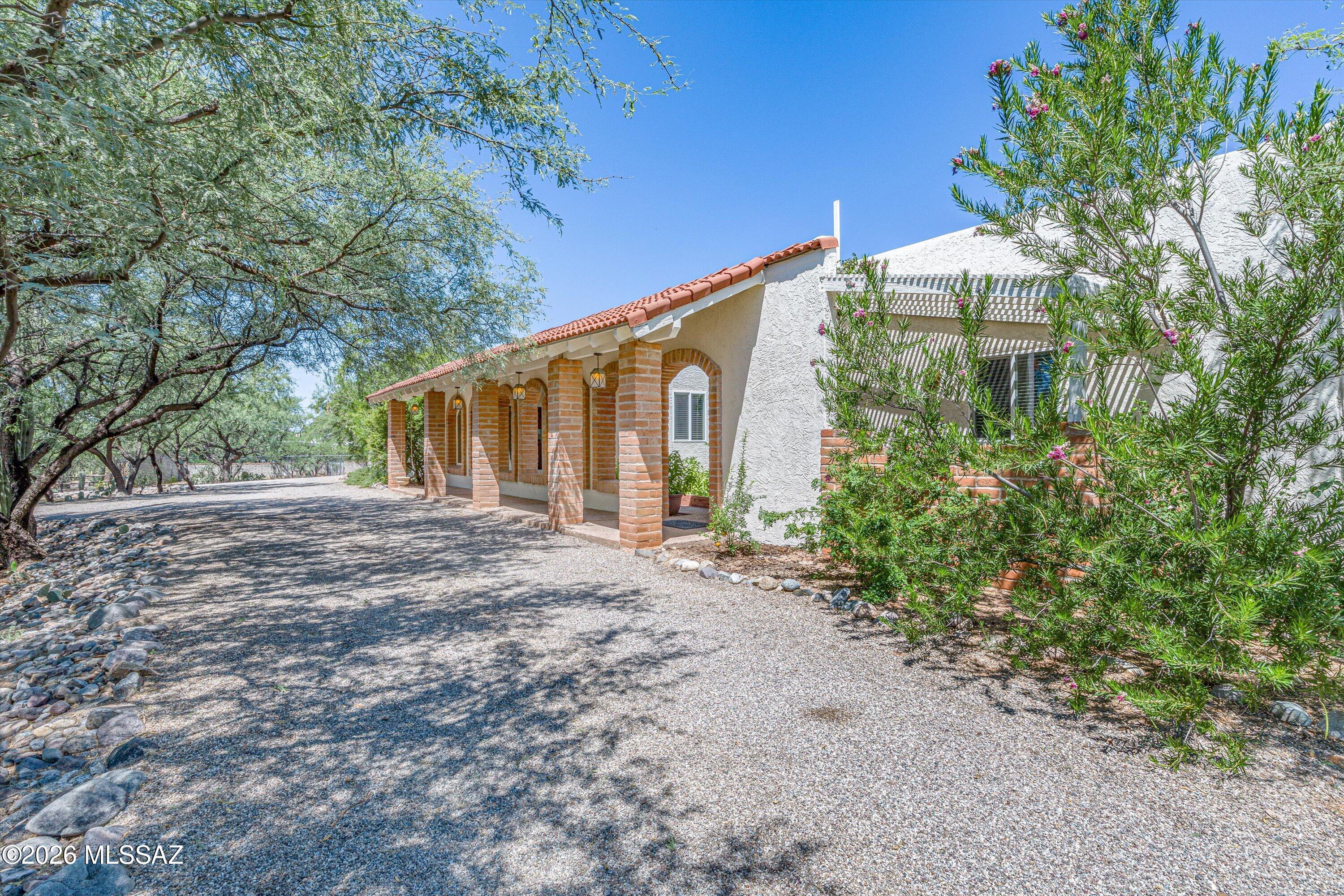 Bel Air Ranch Est - Residential