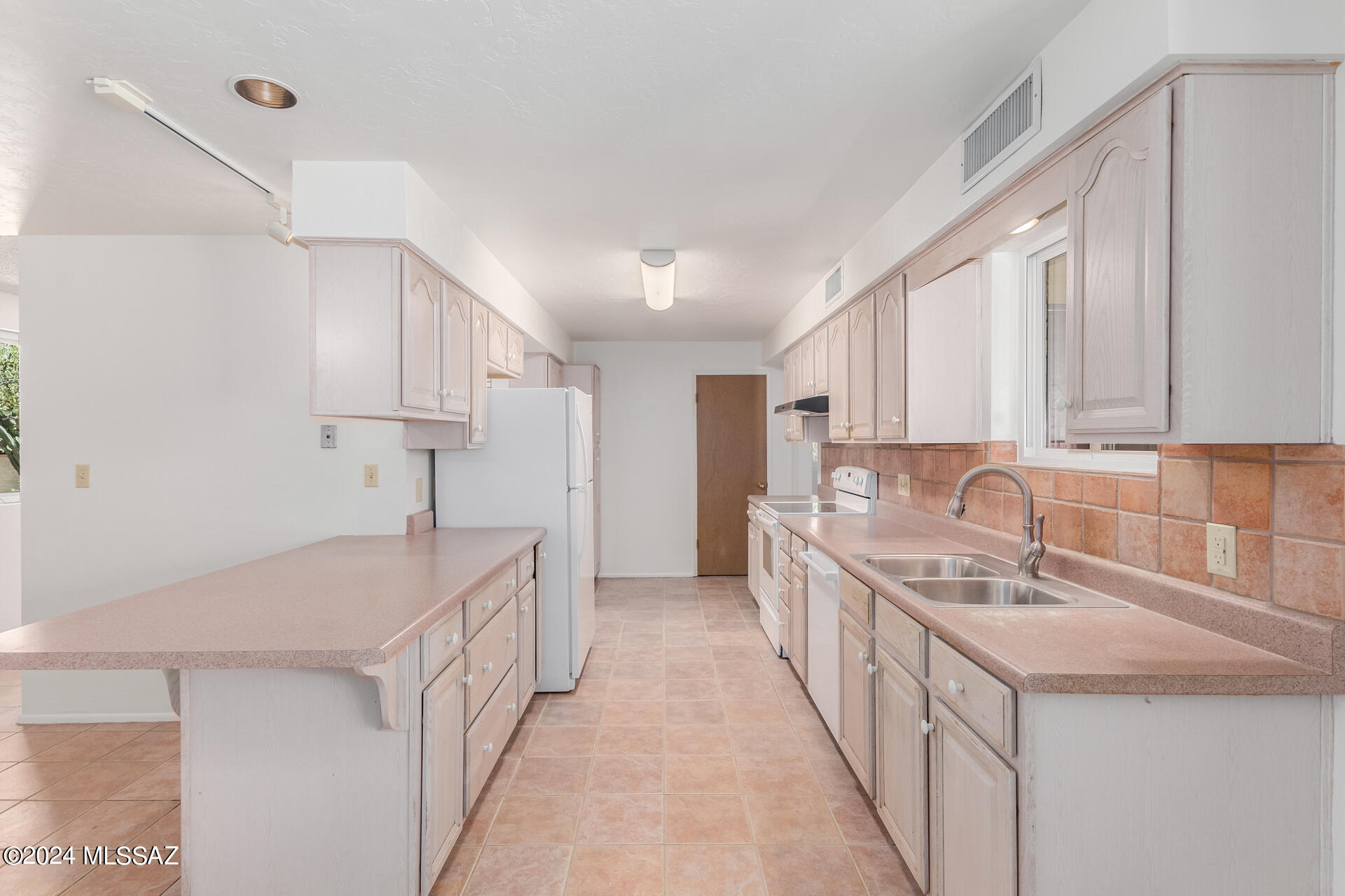 Sunshine Homes Acres - Residential Lease