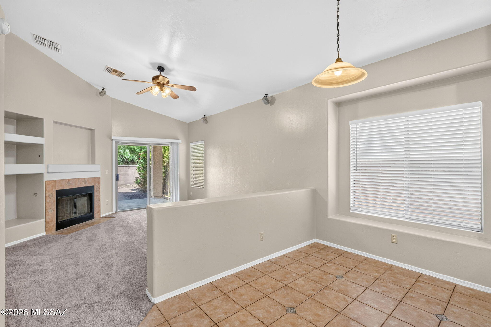 Presidio Del Rio  (1-162) - Residential Lease
