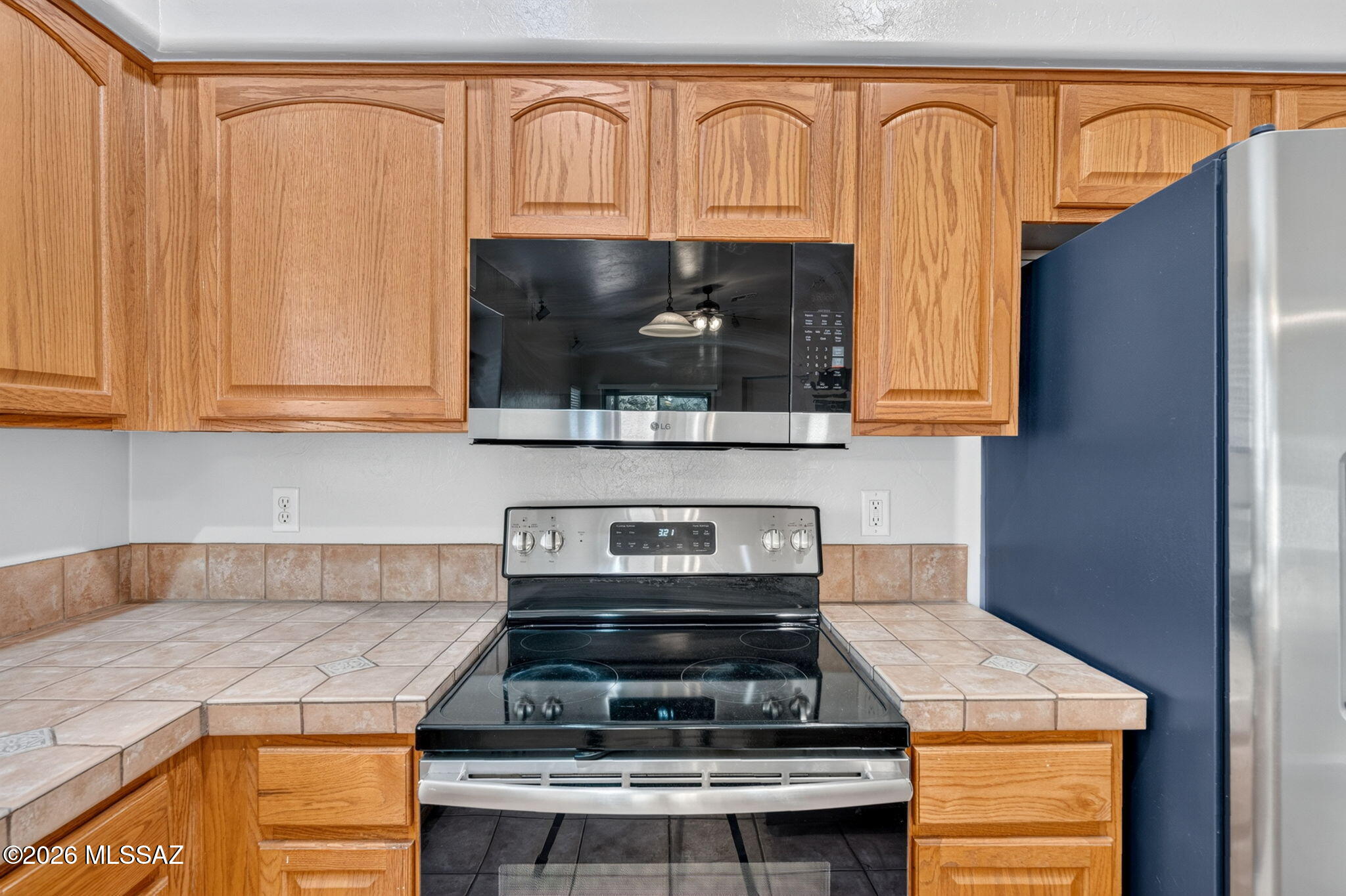 Presidio Del Rio  (1-162) - Residential Lease