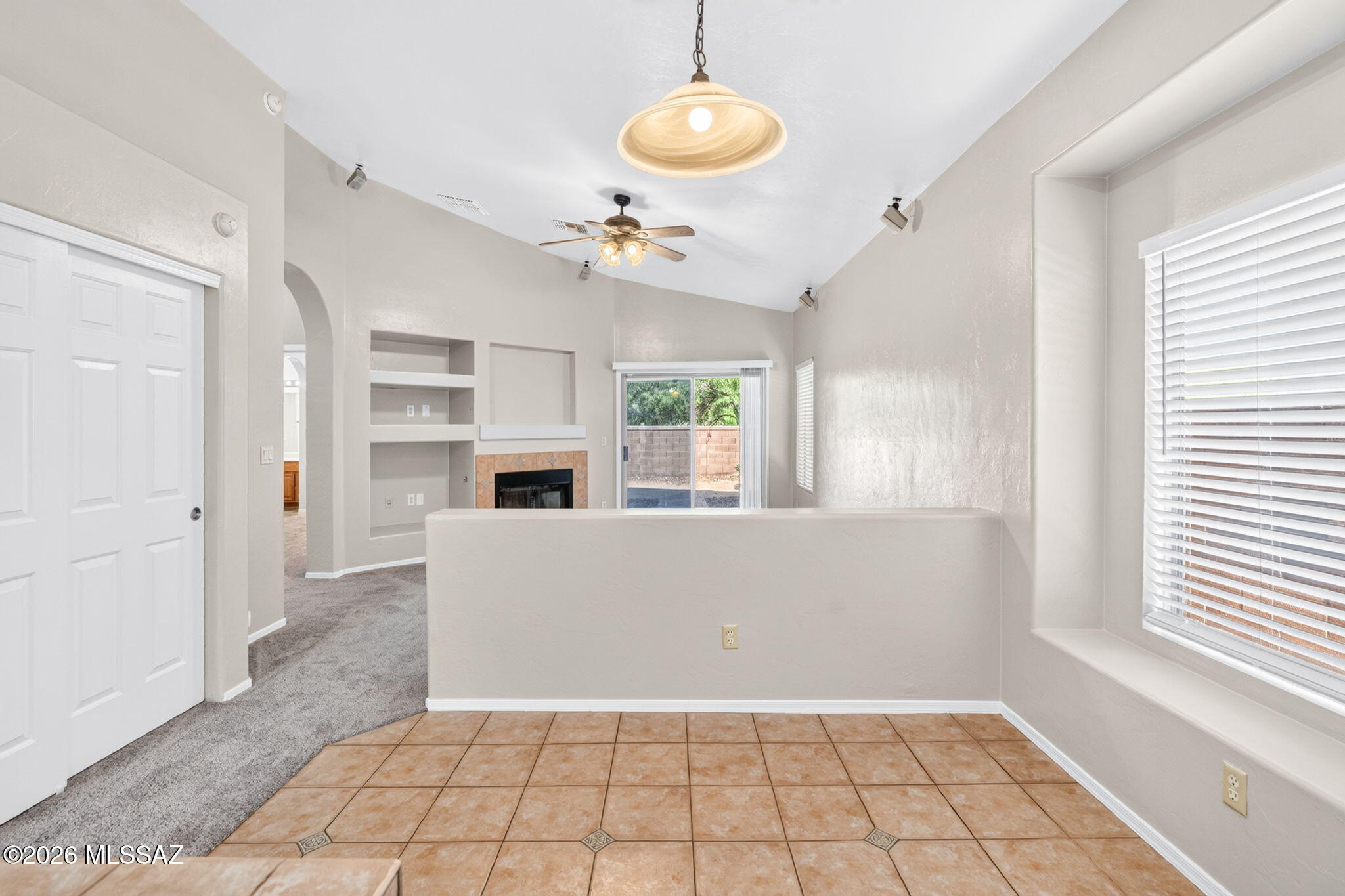 Presidio Del Rio  (1-162) - Residential Lease