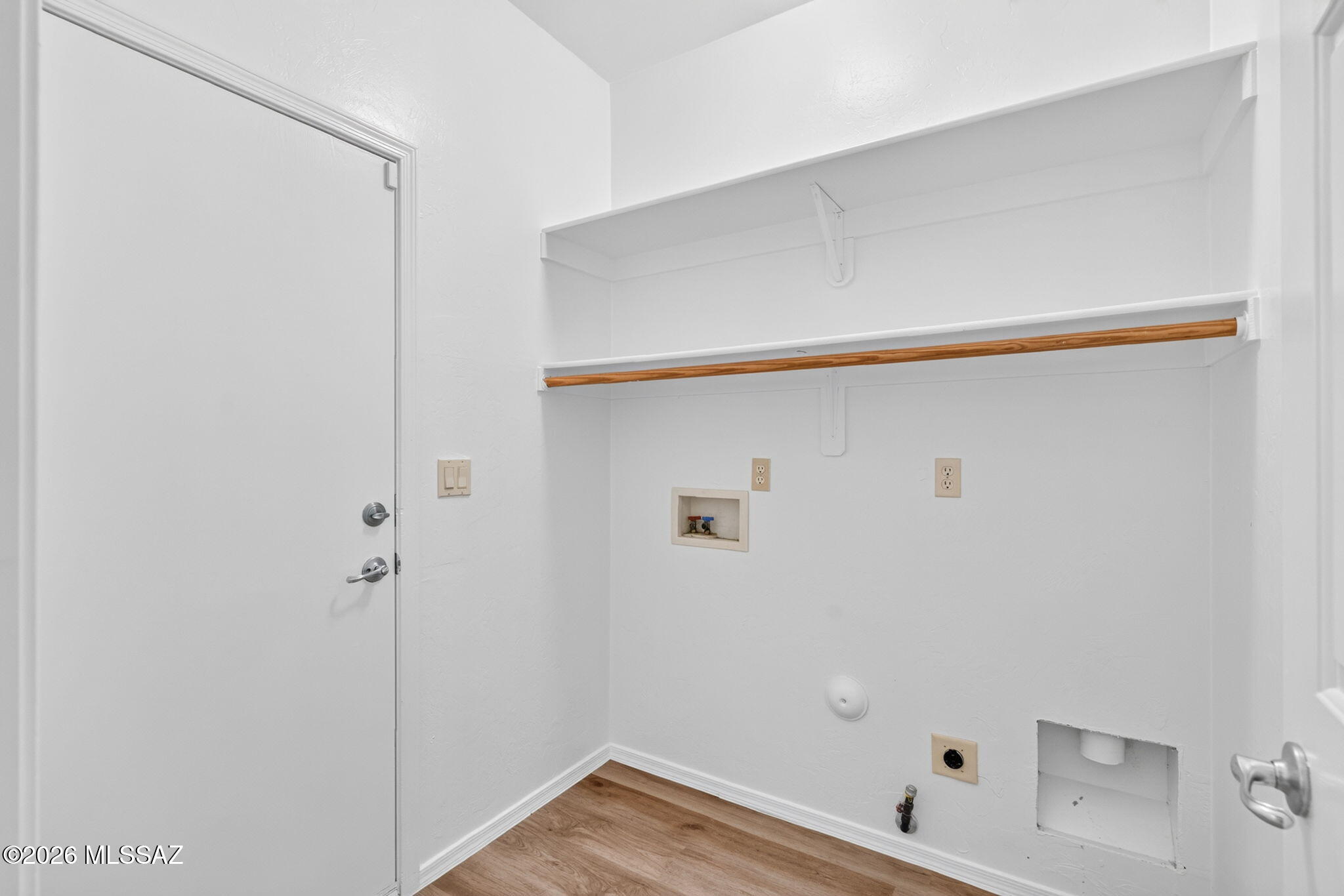 Presidio Del Rio  (1-162) - Residential Lease