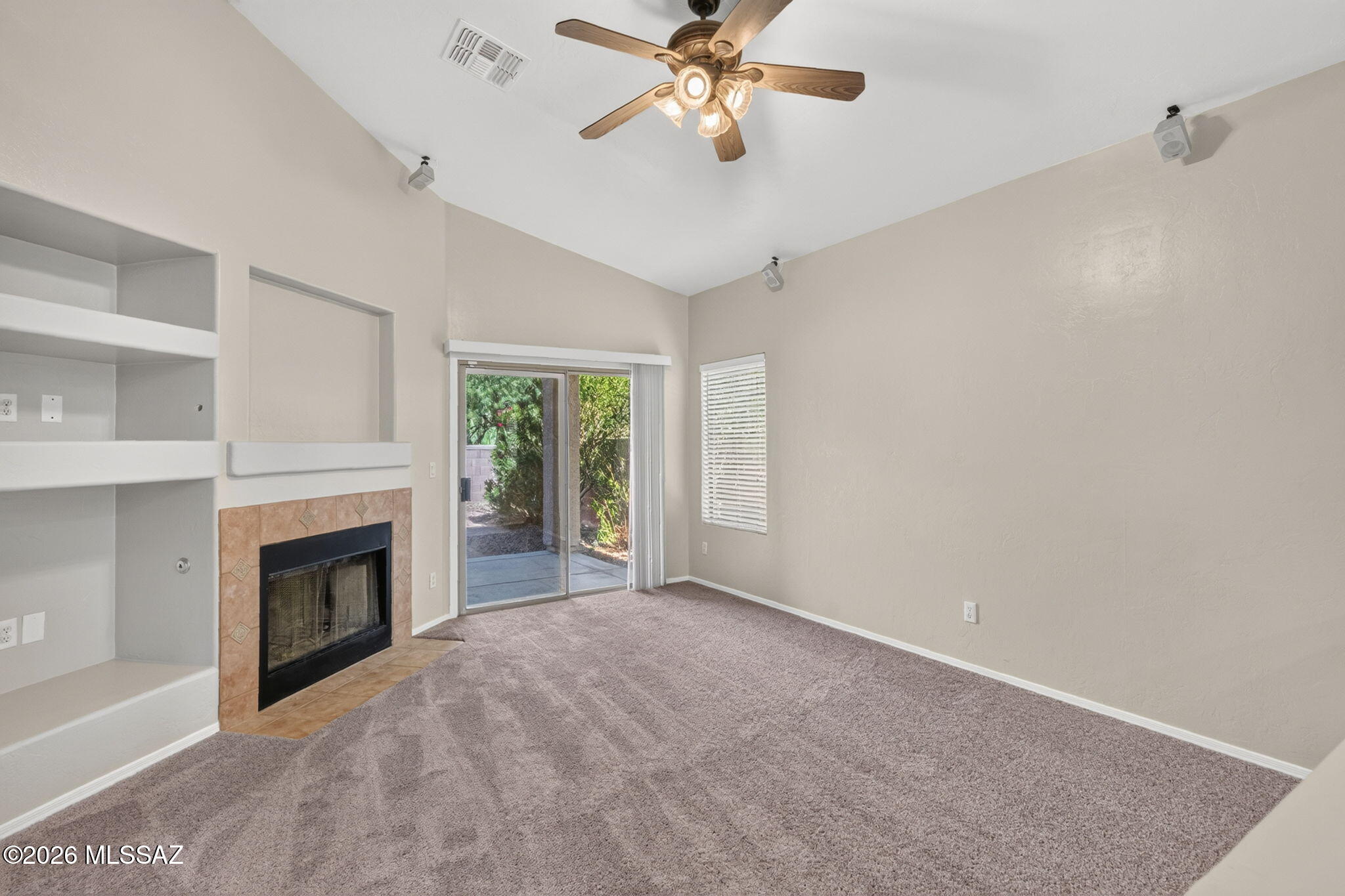 Presidio Del Rio  (1-162) - Residential Lease