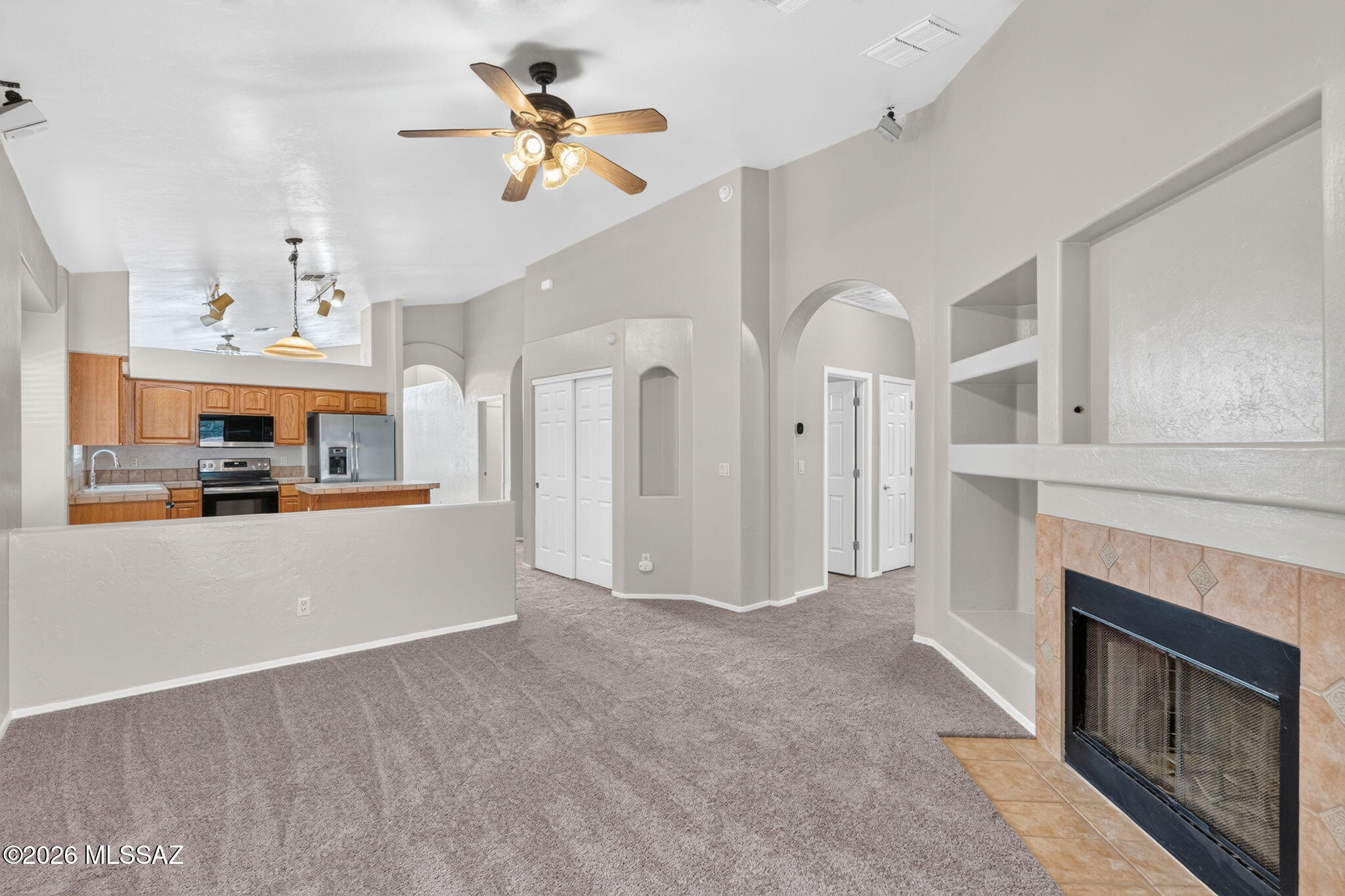 Presidio Del Rio  (1-162) - Residential Lease