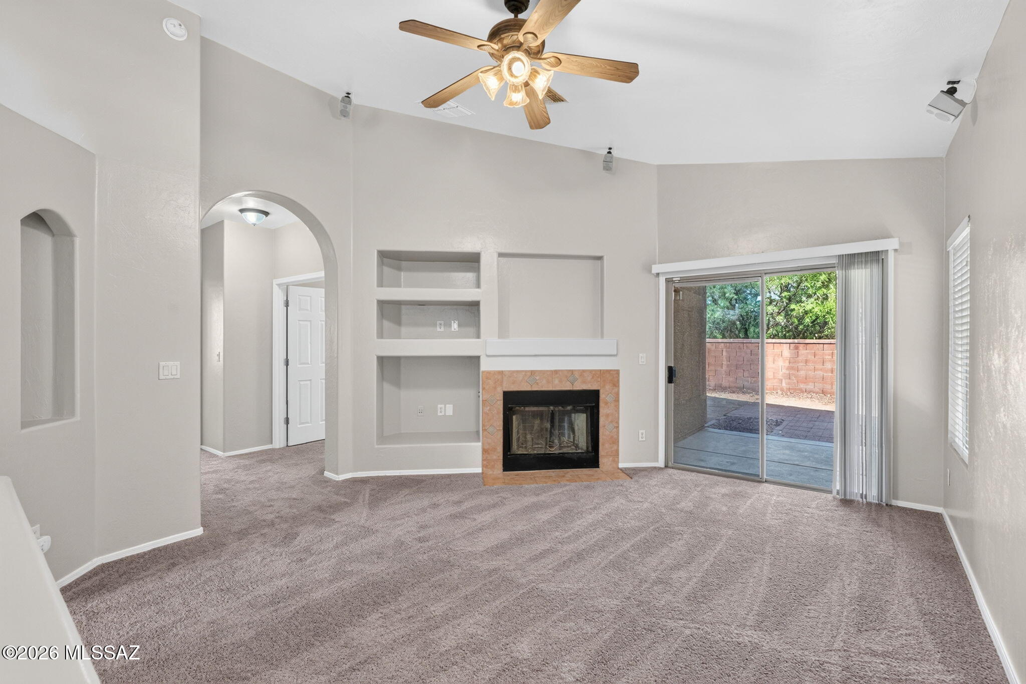 Presidio Del Rio  (1-162) - Residential Lease
