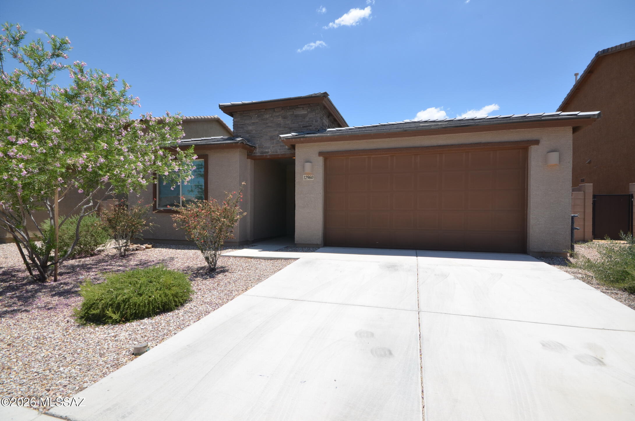 The Vistas At Rincon Knolls SQ20152600506 - Residential