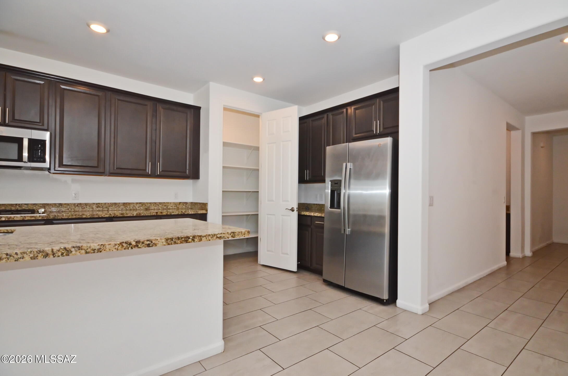 The Vistas At Rincon Knolls SQ20152600506 - Residential
