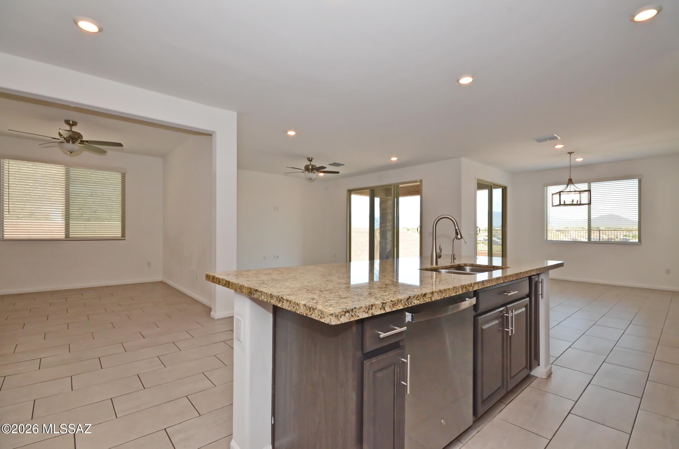 The Vistas At Rincon Knolls SQ20152600506 - Residential
