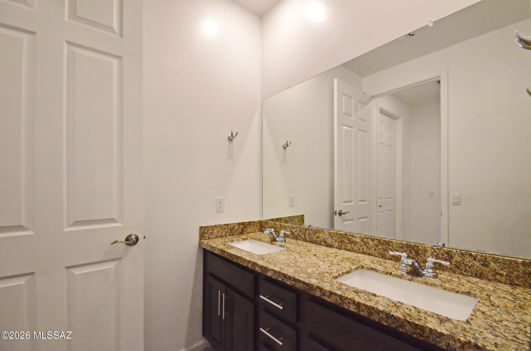 The Vistas At Rincon Knolls SQ20152600506 - Residential