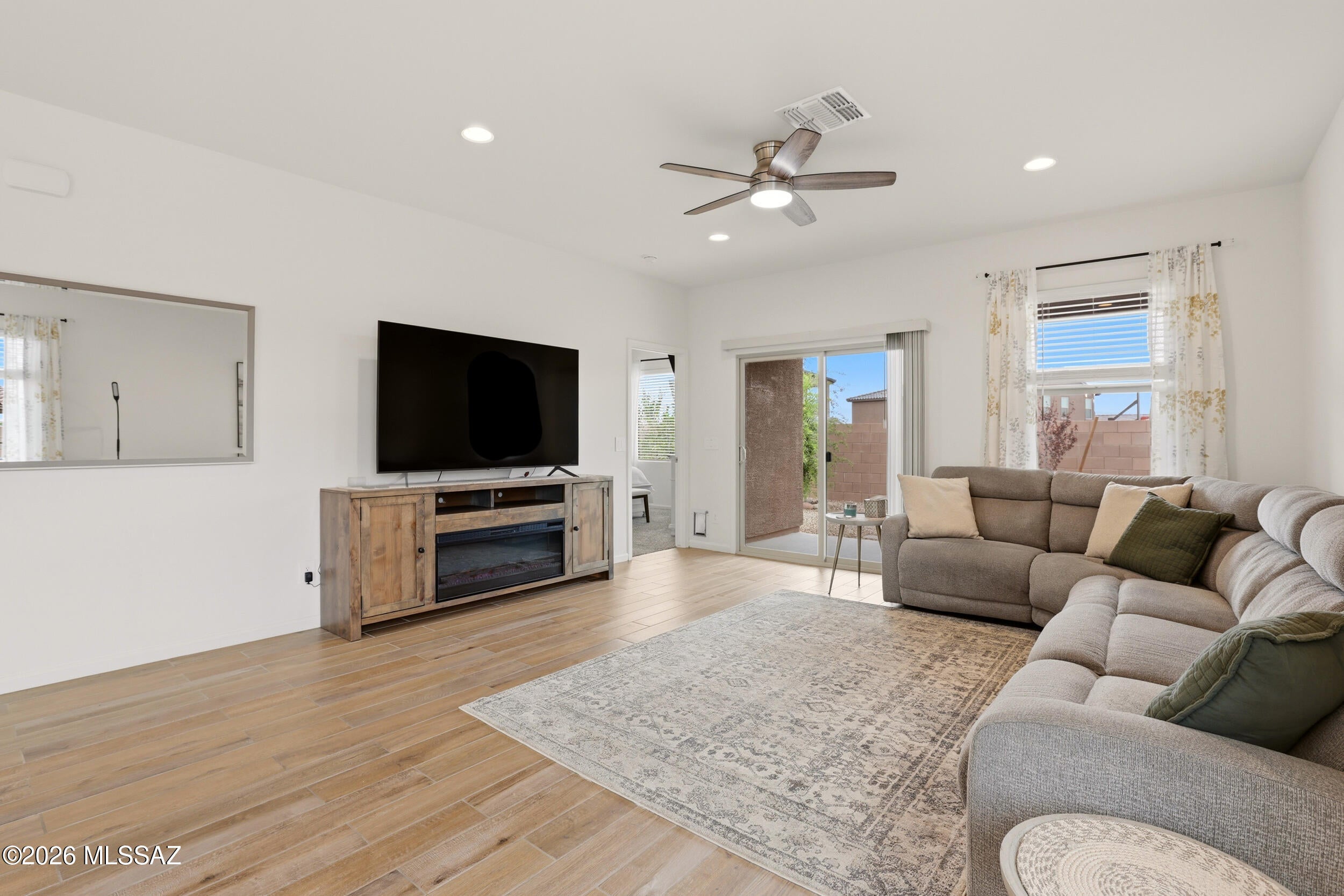 La Estancia De Tucson (1-330) - Residential