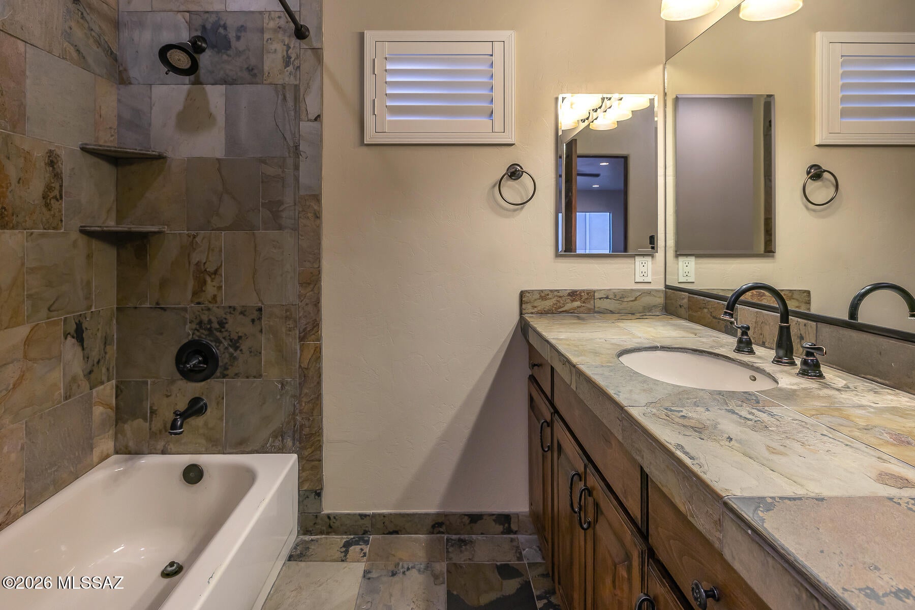 Enclave Del Snyder (1-8) - Residential
