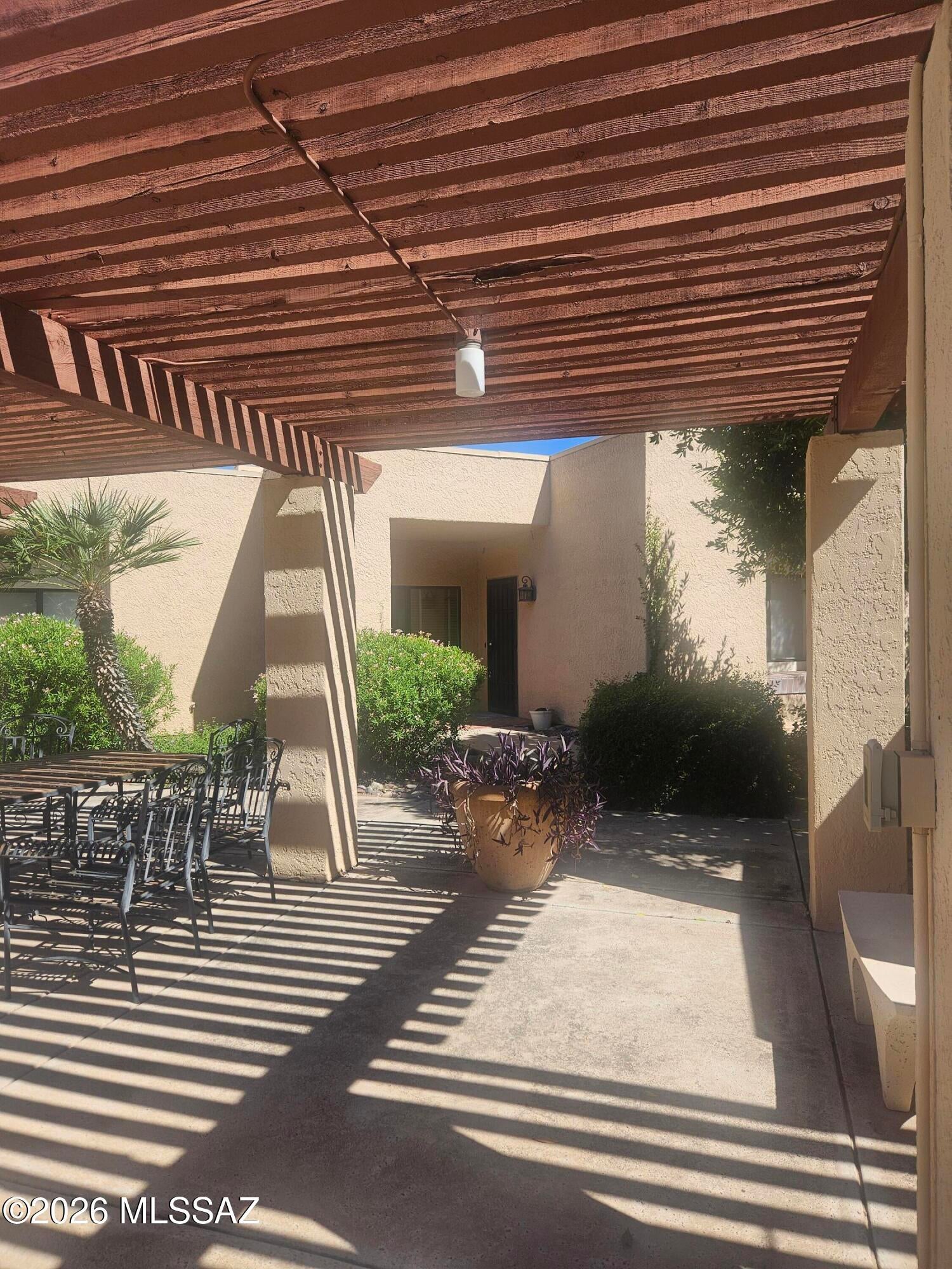 La Fontana (1-22) - Residential