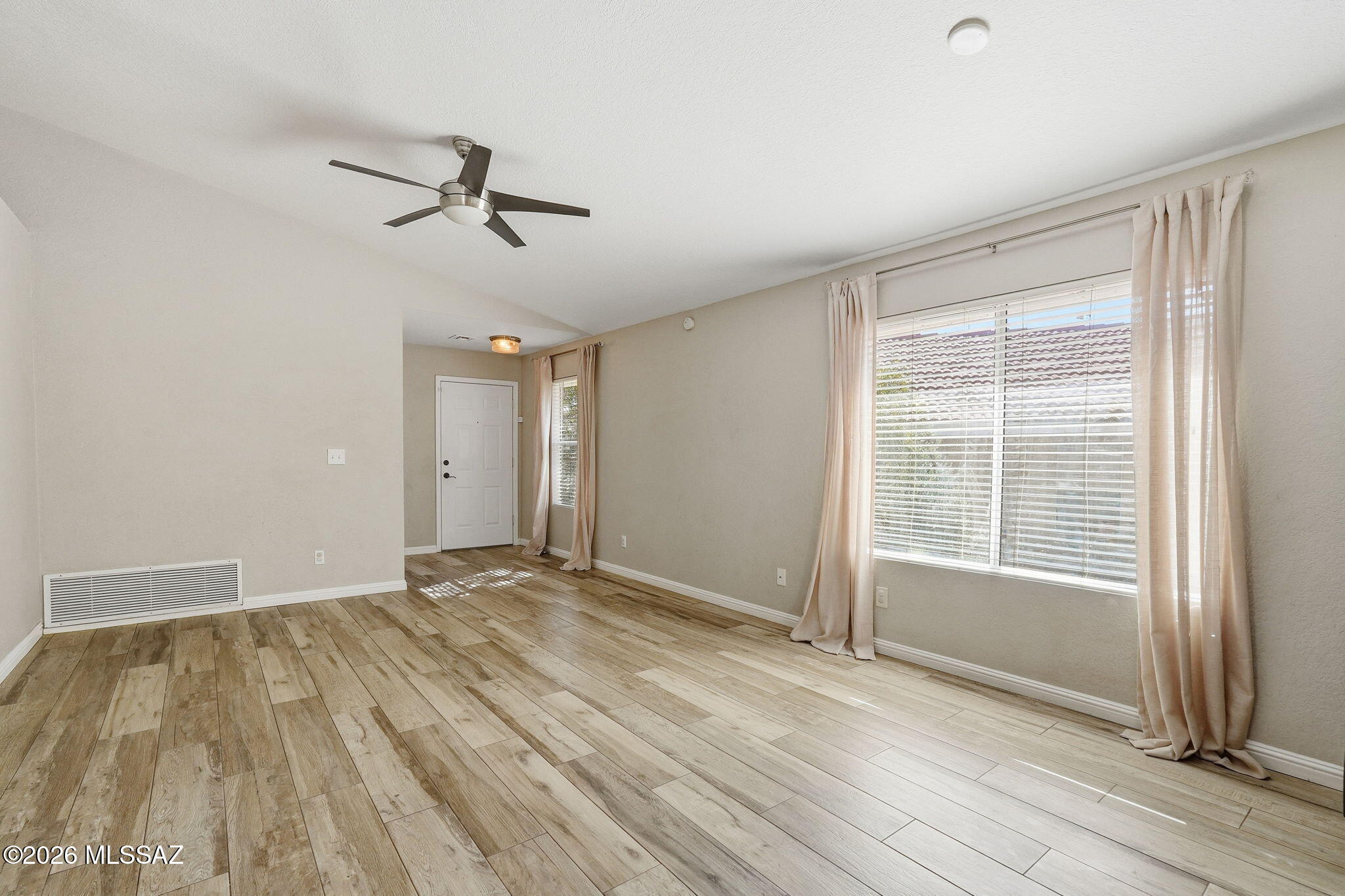 Country Highlands (1-180) - Residential