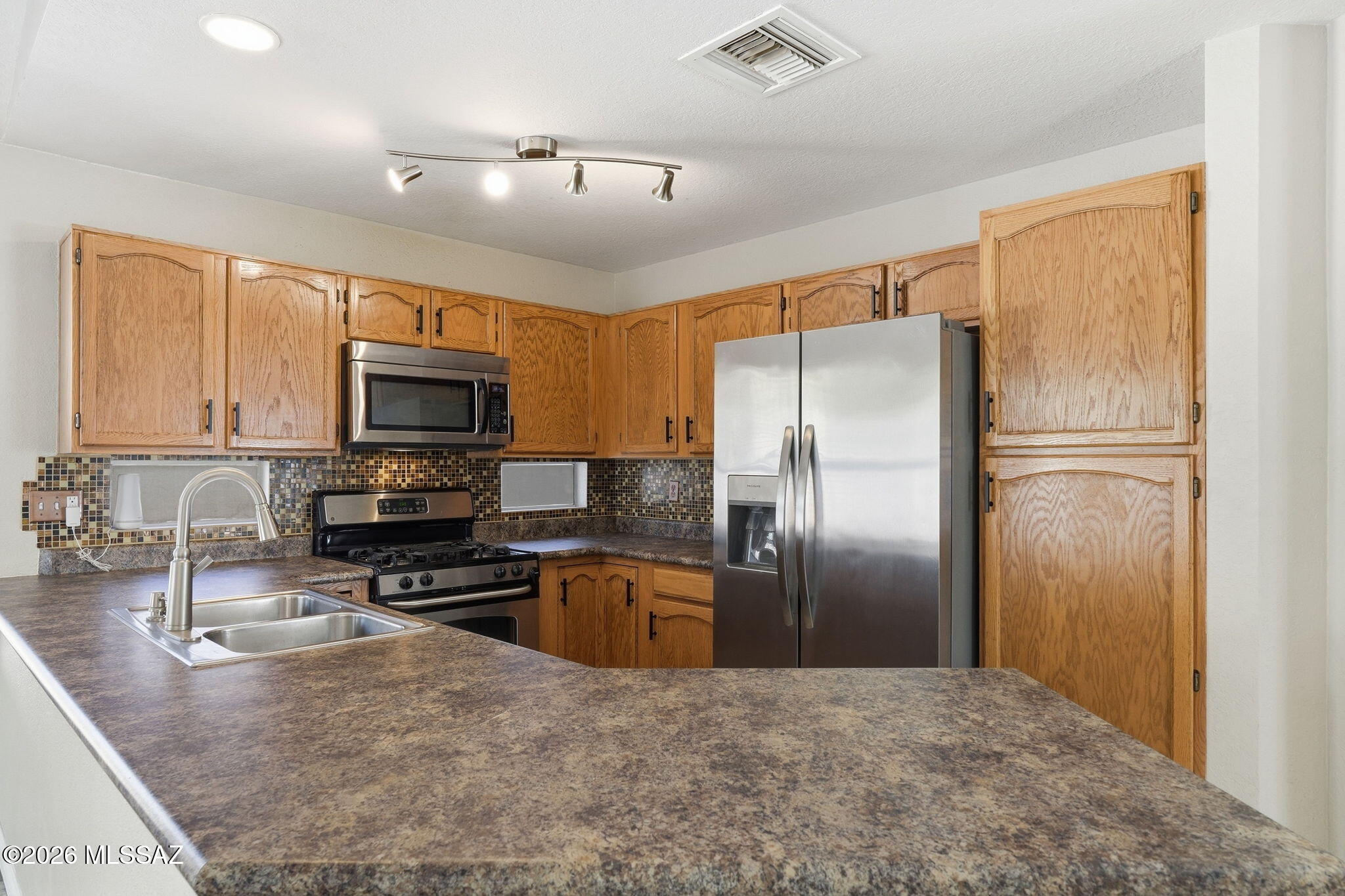 Country Highlands (1-180) - Residential