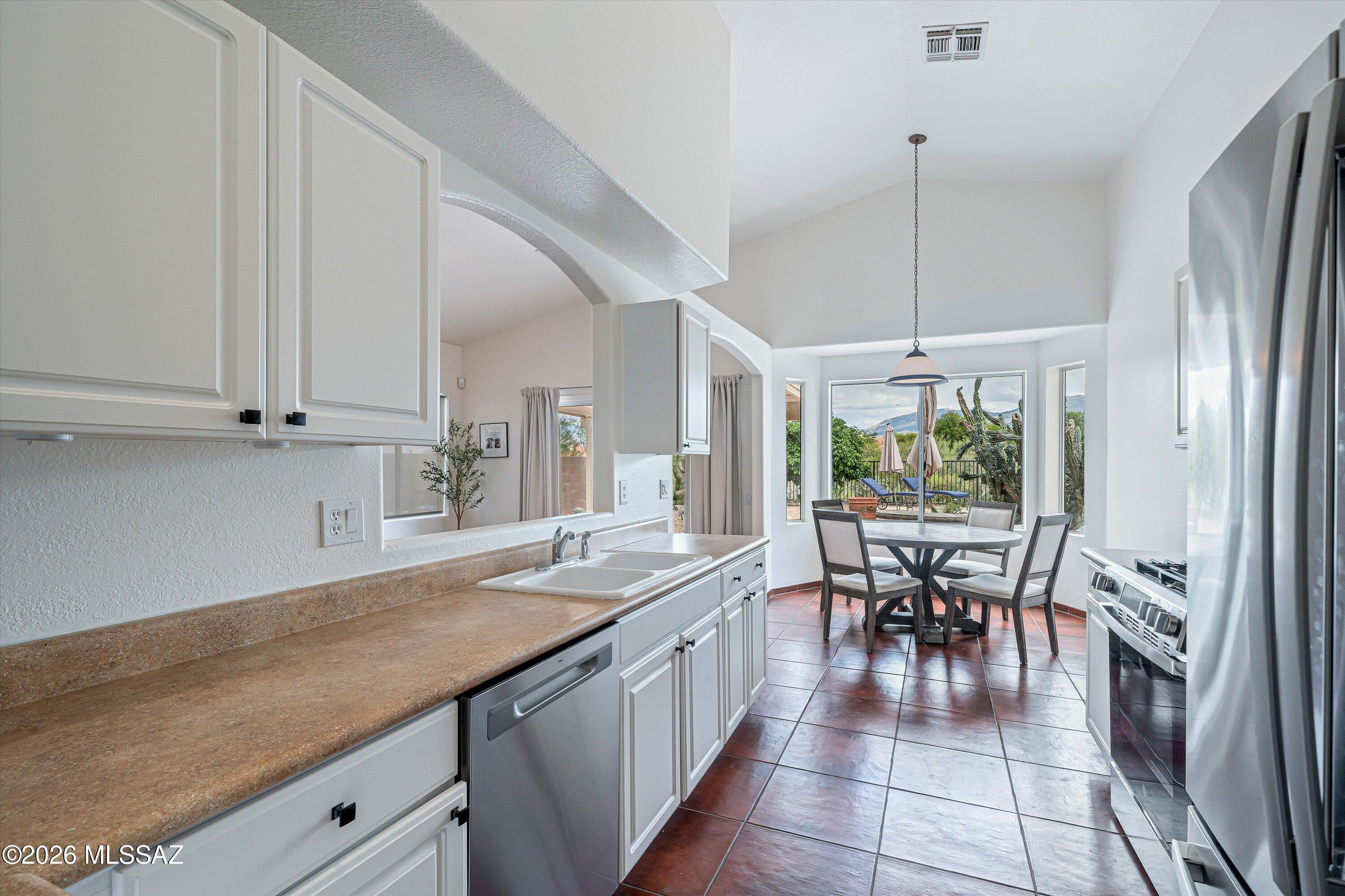 Bristol Park Resubdivision (1-83) - Residential