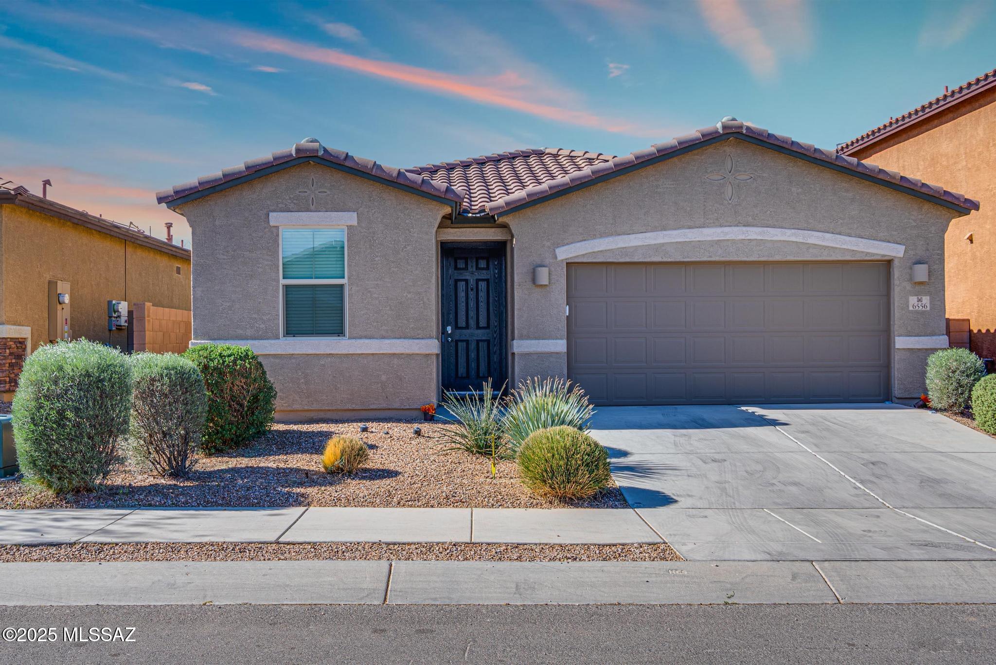 La Estancia De Tucson (1-330) - Residential