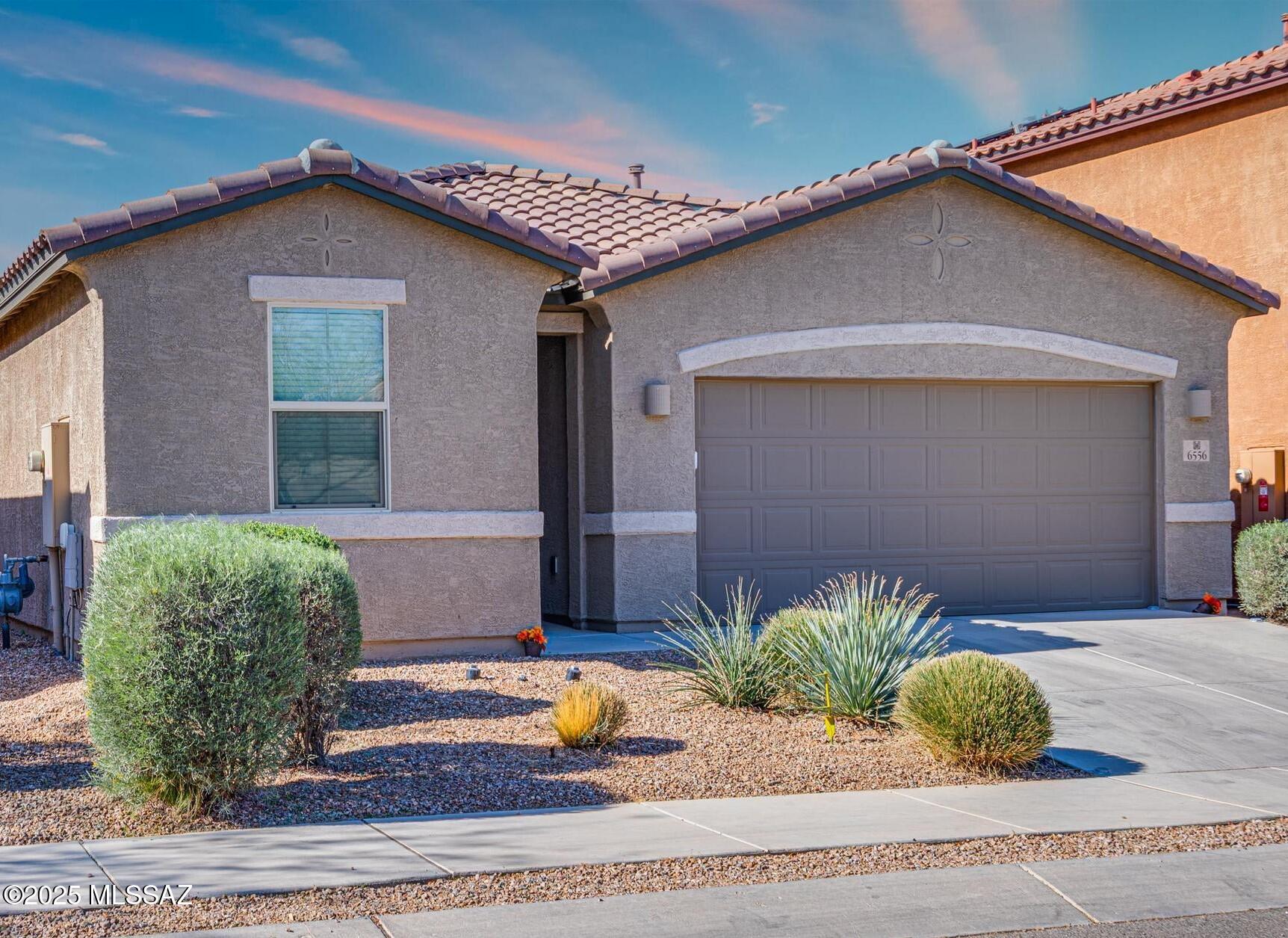 La Estancia De Tucson (1-330) - Residential