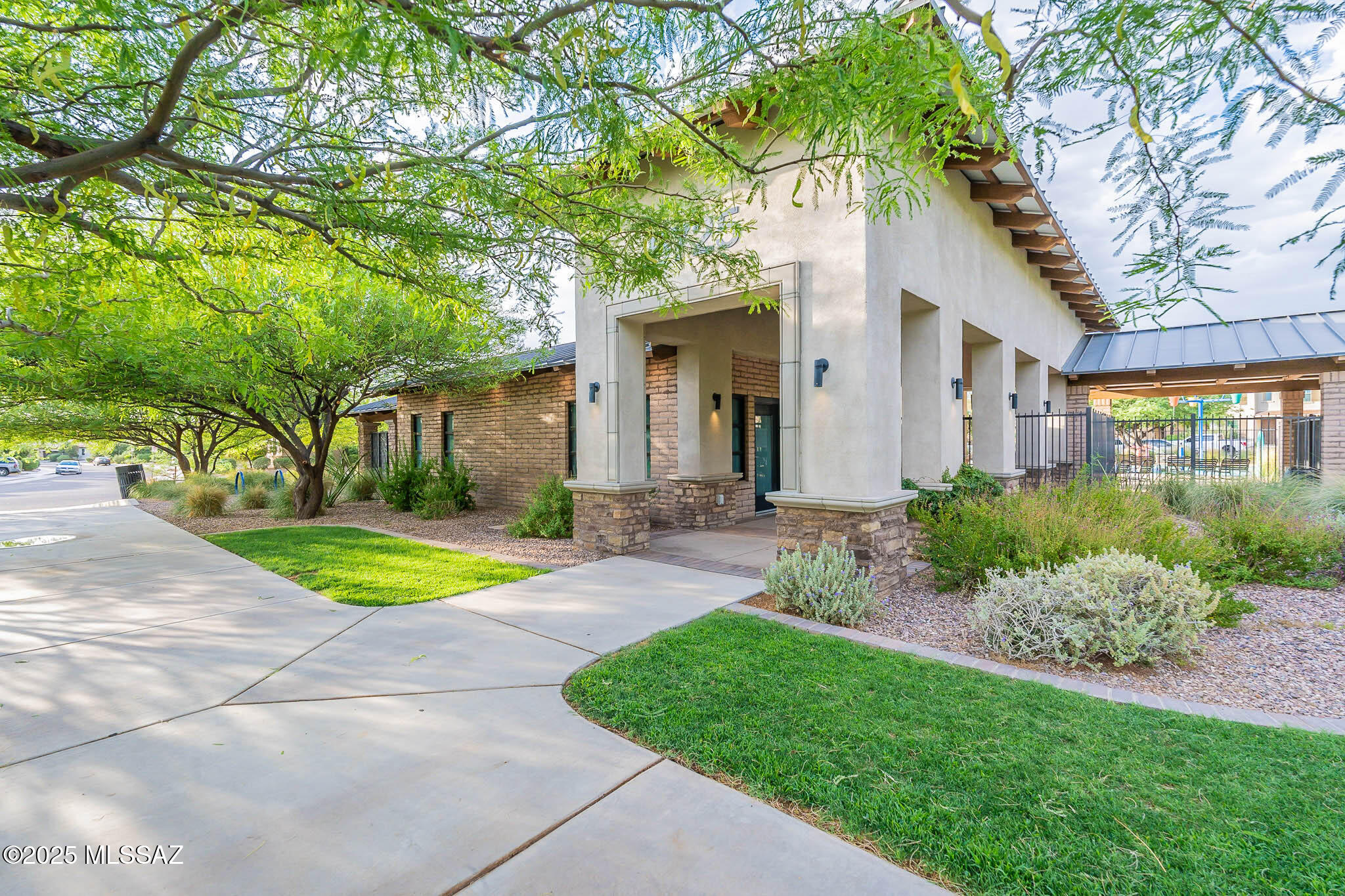 La Estancia De Tucson (1-330) - Residential