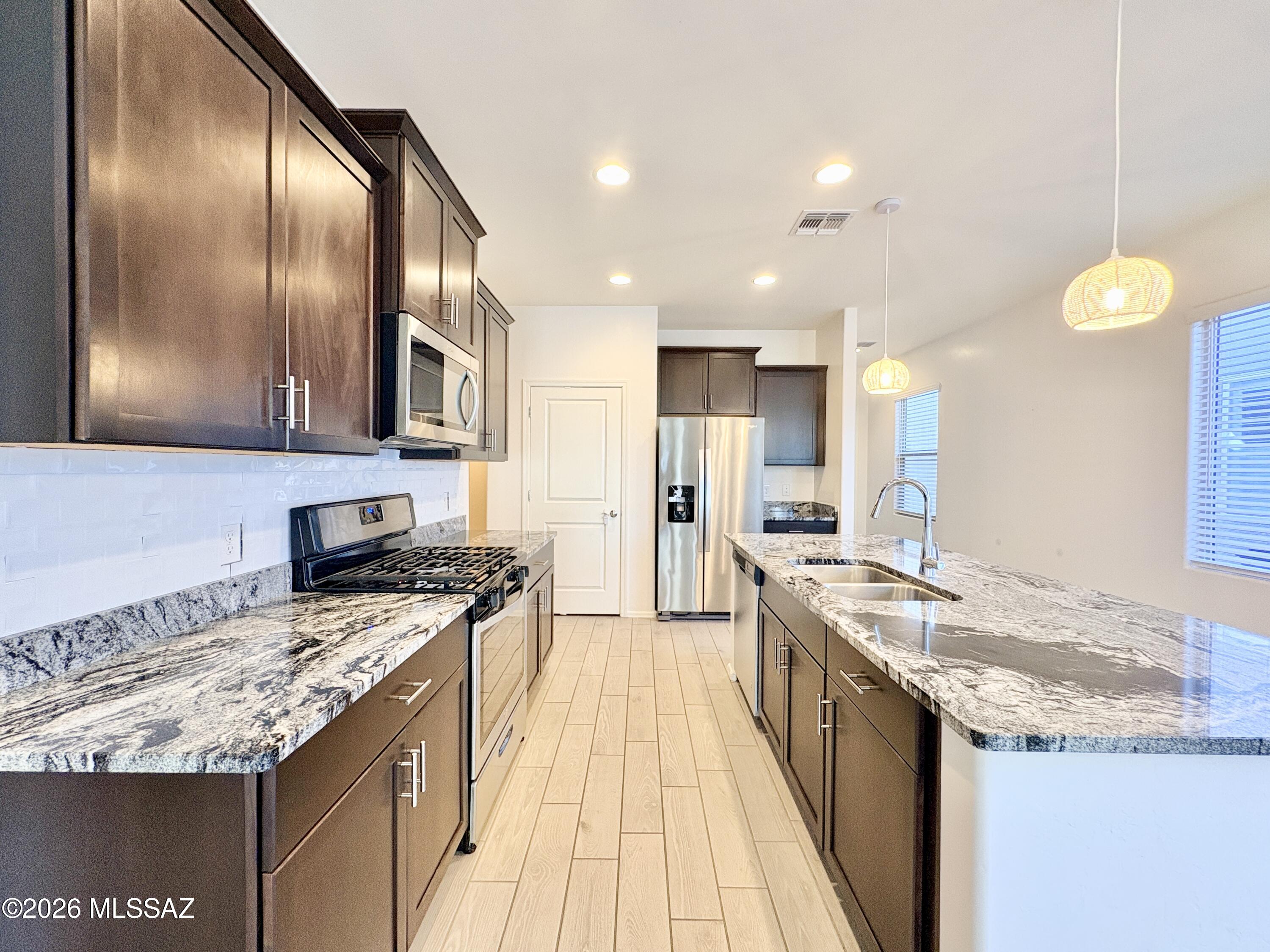 La Estancia De Tucson SQ20193540789 - Residential Lease
