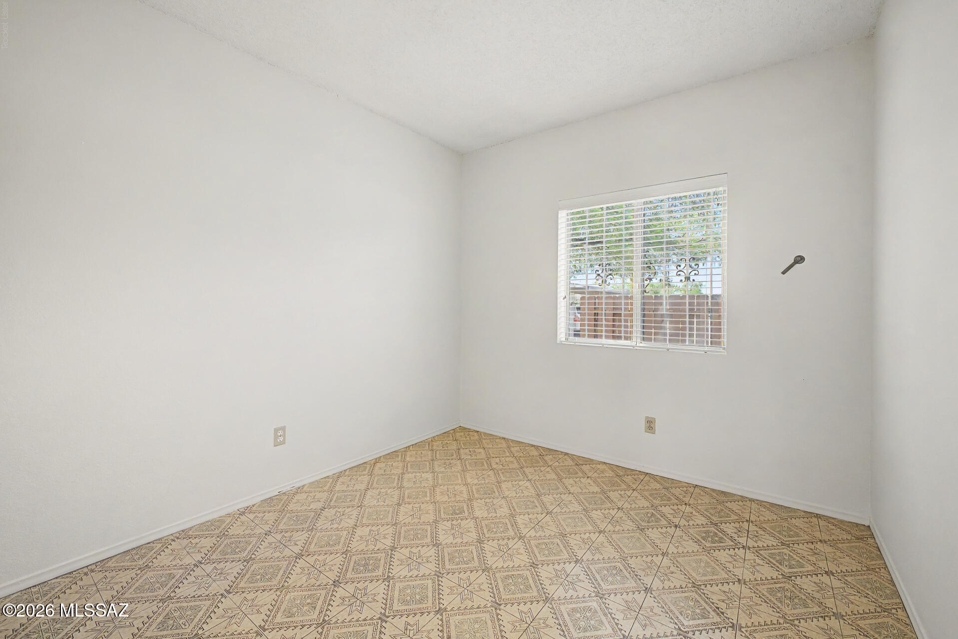 Pantano Park Townhouses - Residential