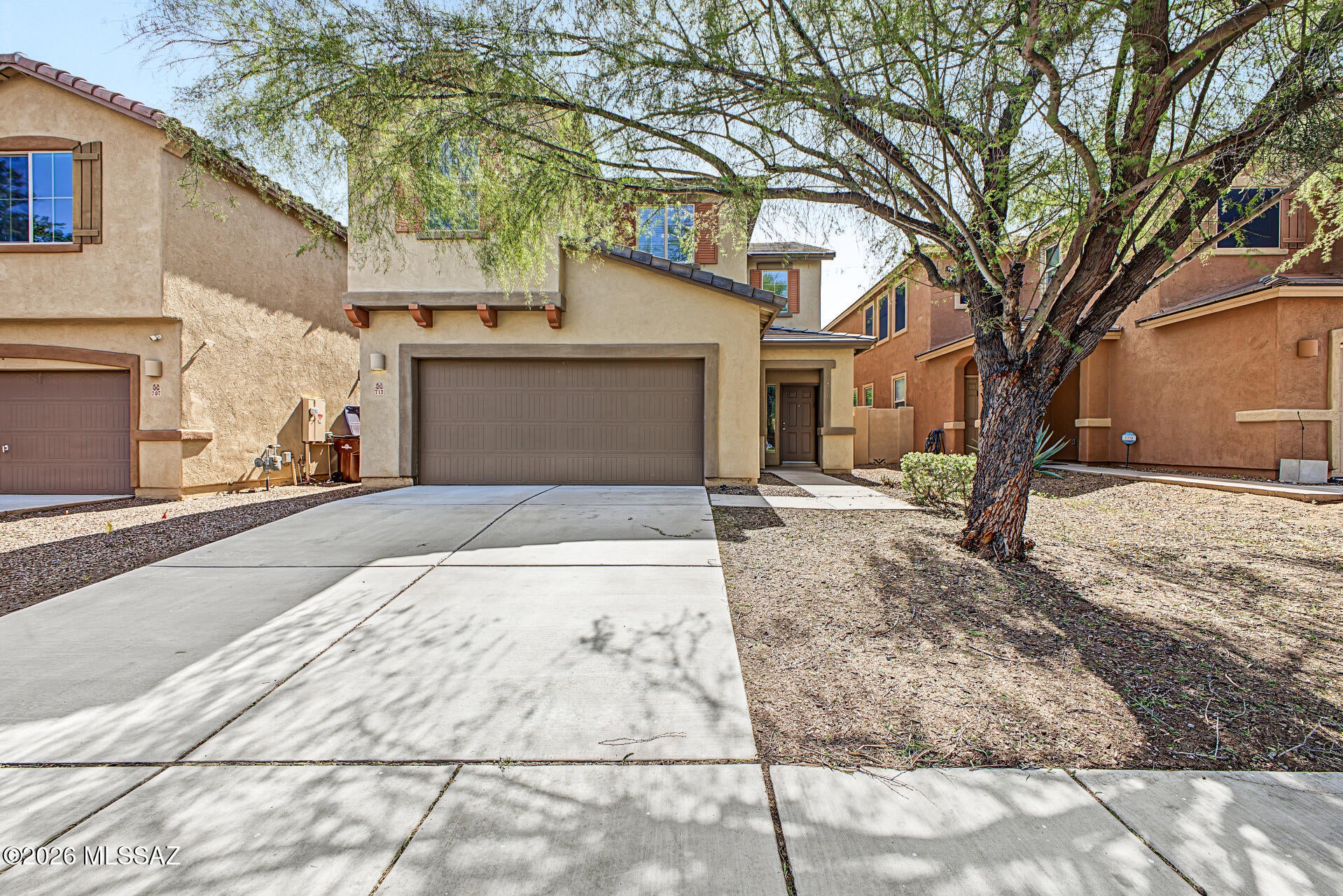 Gorgeous 4 Bedroom/ 2.5 Bath and loft home in the Award-Winning Master Planned Community of Rancho Sahuarita!! This beauty features a great room with a spacious kitchen, big island, granite counters, stainless steel appliances and a big pantry. Upstairs you will find a spacious loft and a laundry room. The home is a few minutes walking distance from park and pool.