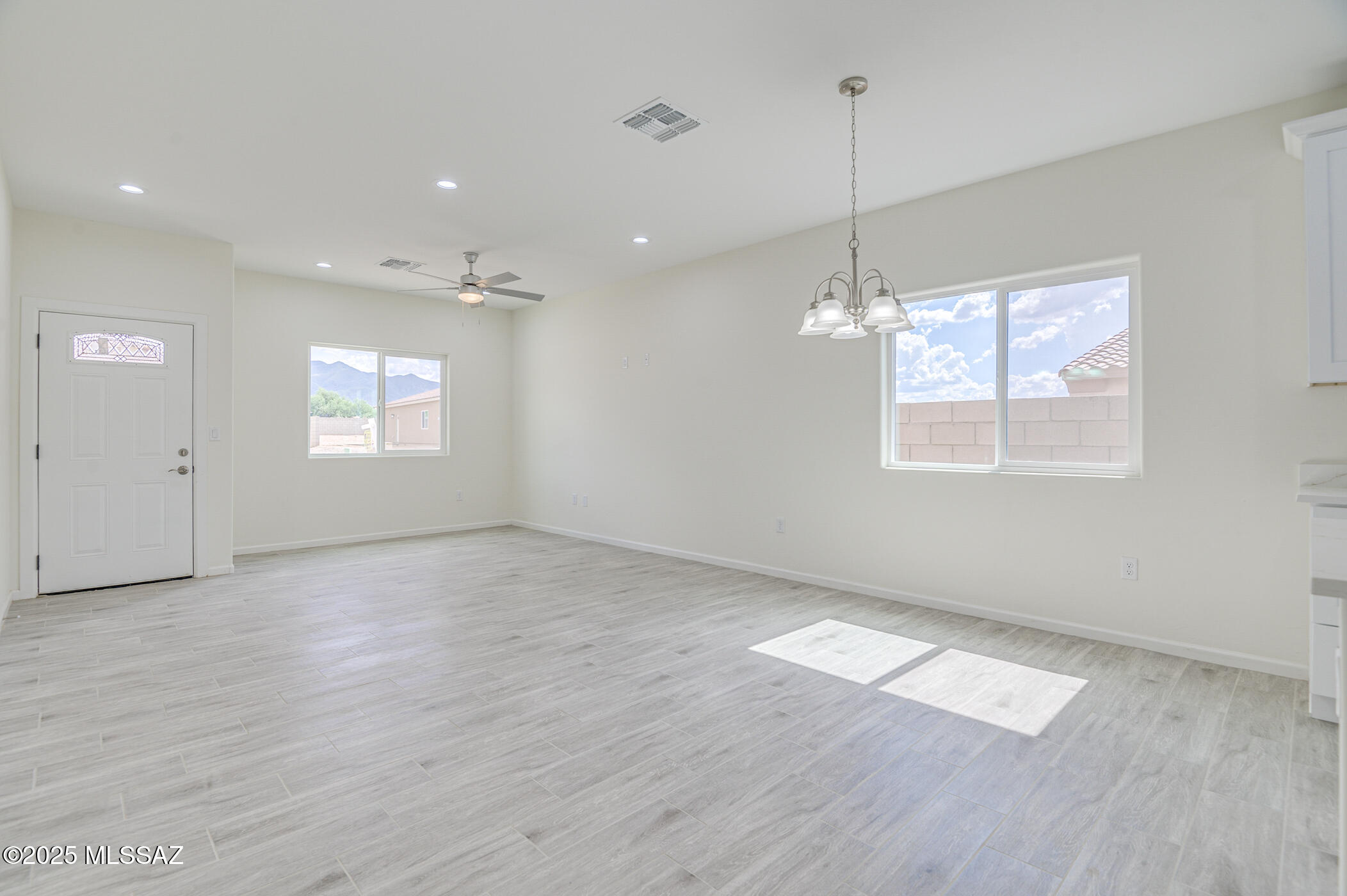 New Tucson Unit NO. 4 (1-203) - Residential