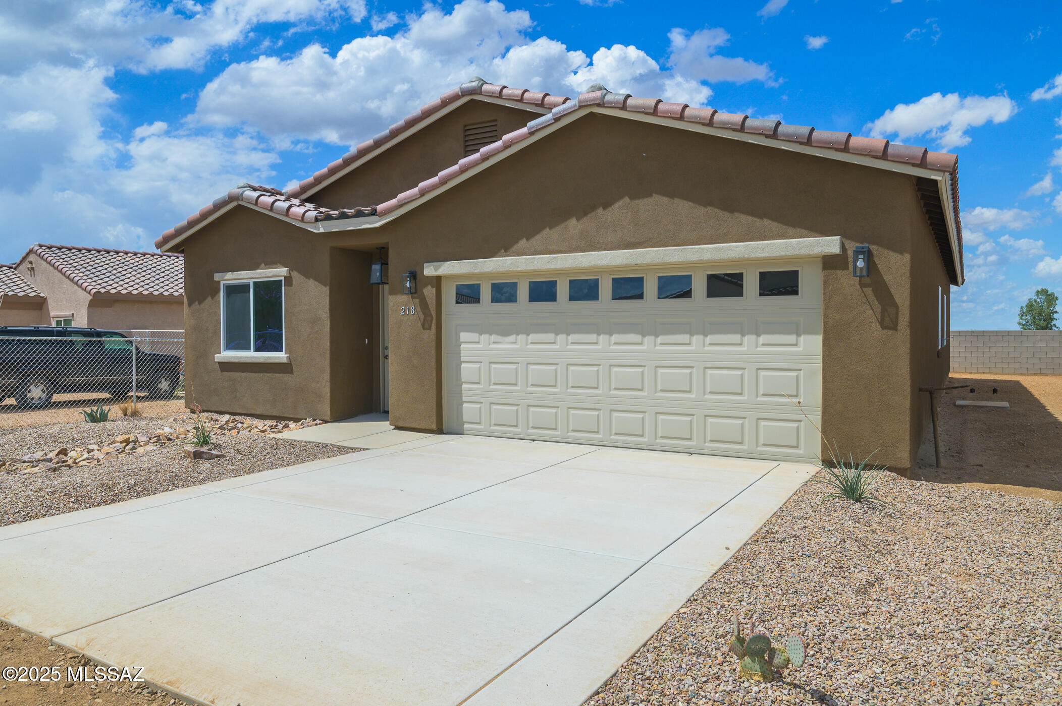 New Tucson Unit NO. 4 (1-203) - Residential