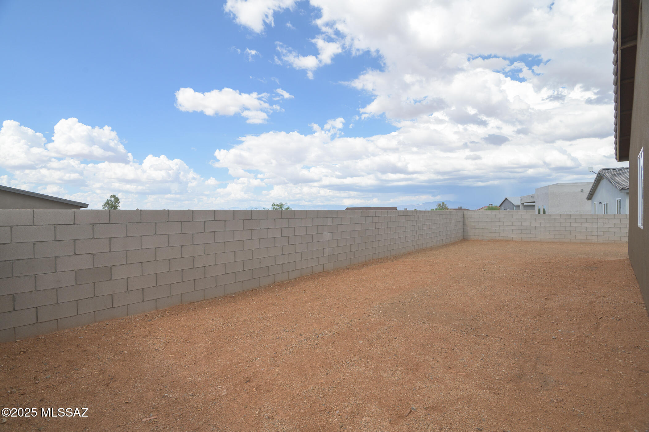 New Tucson Unit NO. 4 (1-203) - Residential