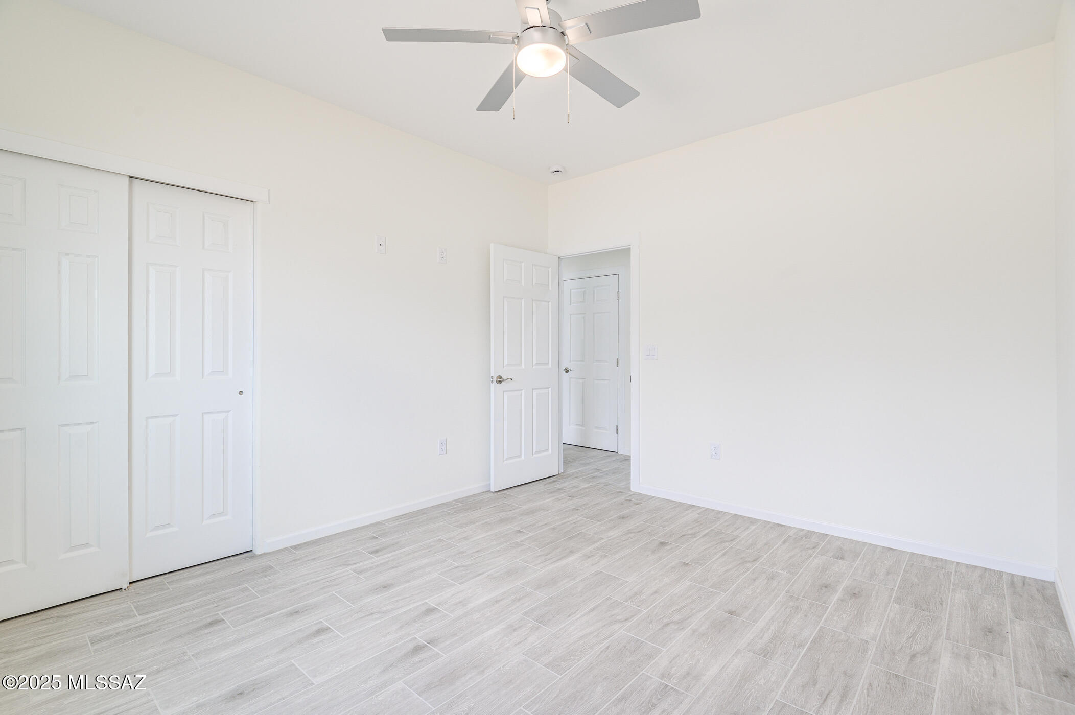 New Tucson Unit NO. 4 (1-203) - Residential