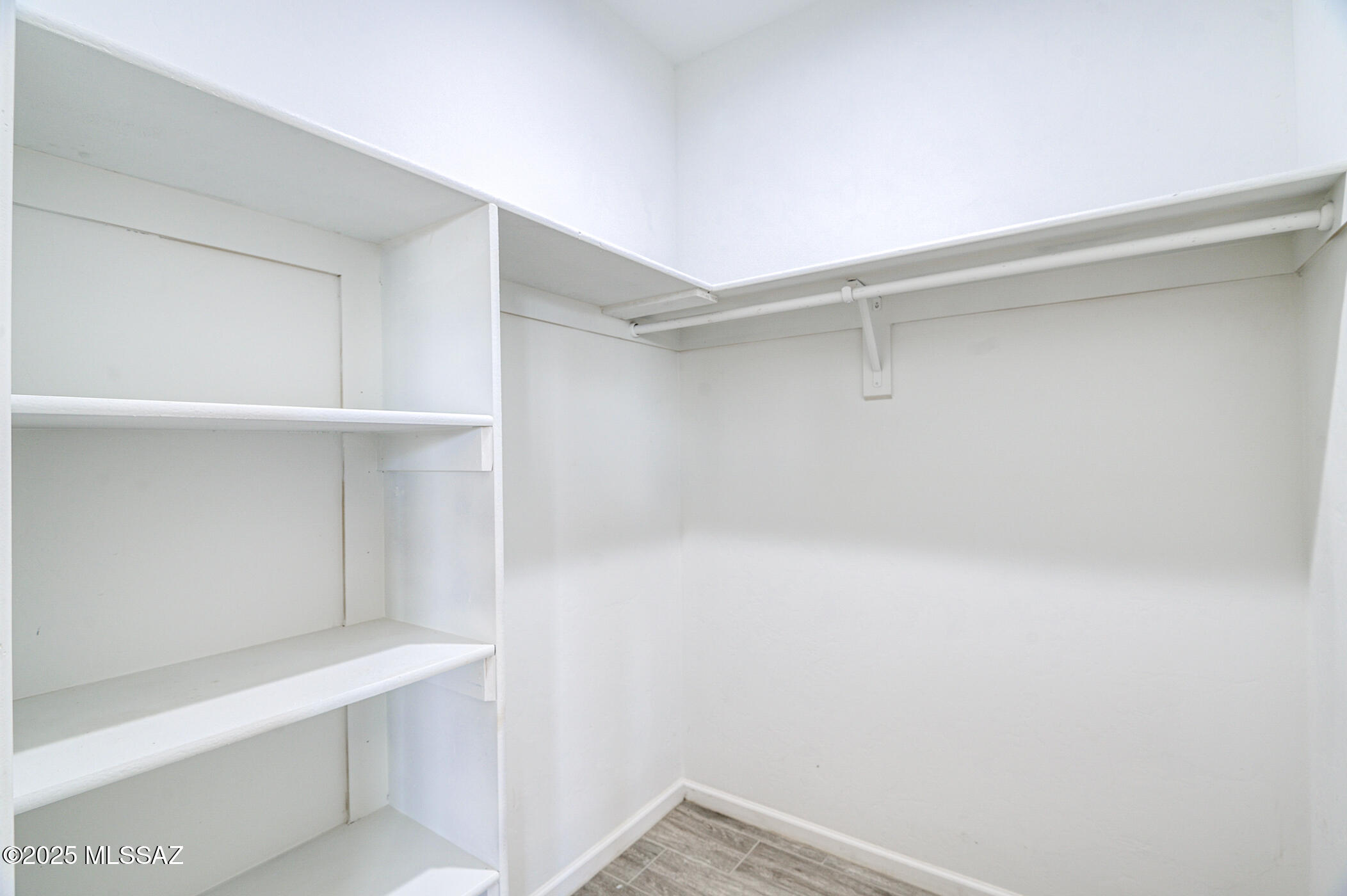 New Tucson Unit NO. 4 (1-203) - Residential