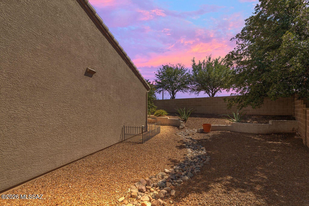 Sierra Linda (1-42) - Residential