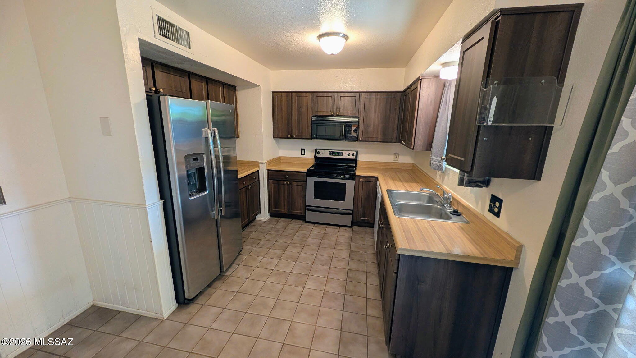Twin Lakes (1-148) - Residential
