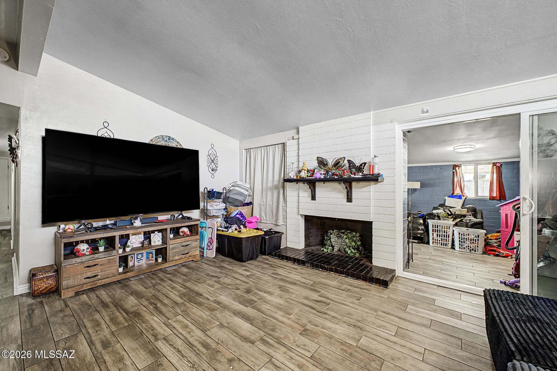 Miramonte Terr - Residential