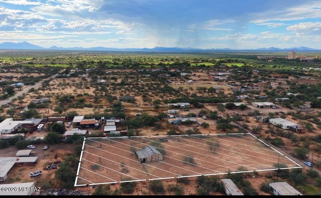 Bring Your Vision to Life on 1.27 Acres in Southwest Tucson! Discover the possibilities at 5075 W Corona Rd, an approximately 1.27-acre vacant land parcel offering the space and flexibility to create something truly your own. Located in southwest Tucson, this property provides the opportunity to enjoy a larger homesite while remaining conveniently connected to the amenities and attractions of the Tucson area.
With approximately 55,321 square feet of land, there is room to envision your future home, outdoor living areas, gardens, and recreational space. Bring your plans, your ideas, and your vision -- this is an opportunity to create something of your own. Buyer to independently verify zoning, permitted uses, and all other property information with Pima County and applicable agencies.