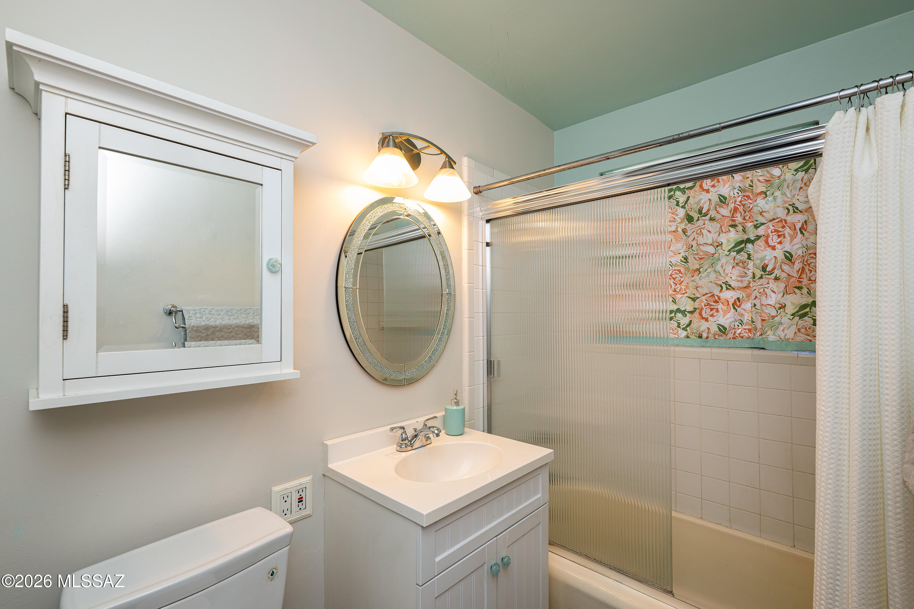 Country Club Manor Condos (1-51) - Residential