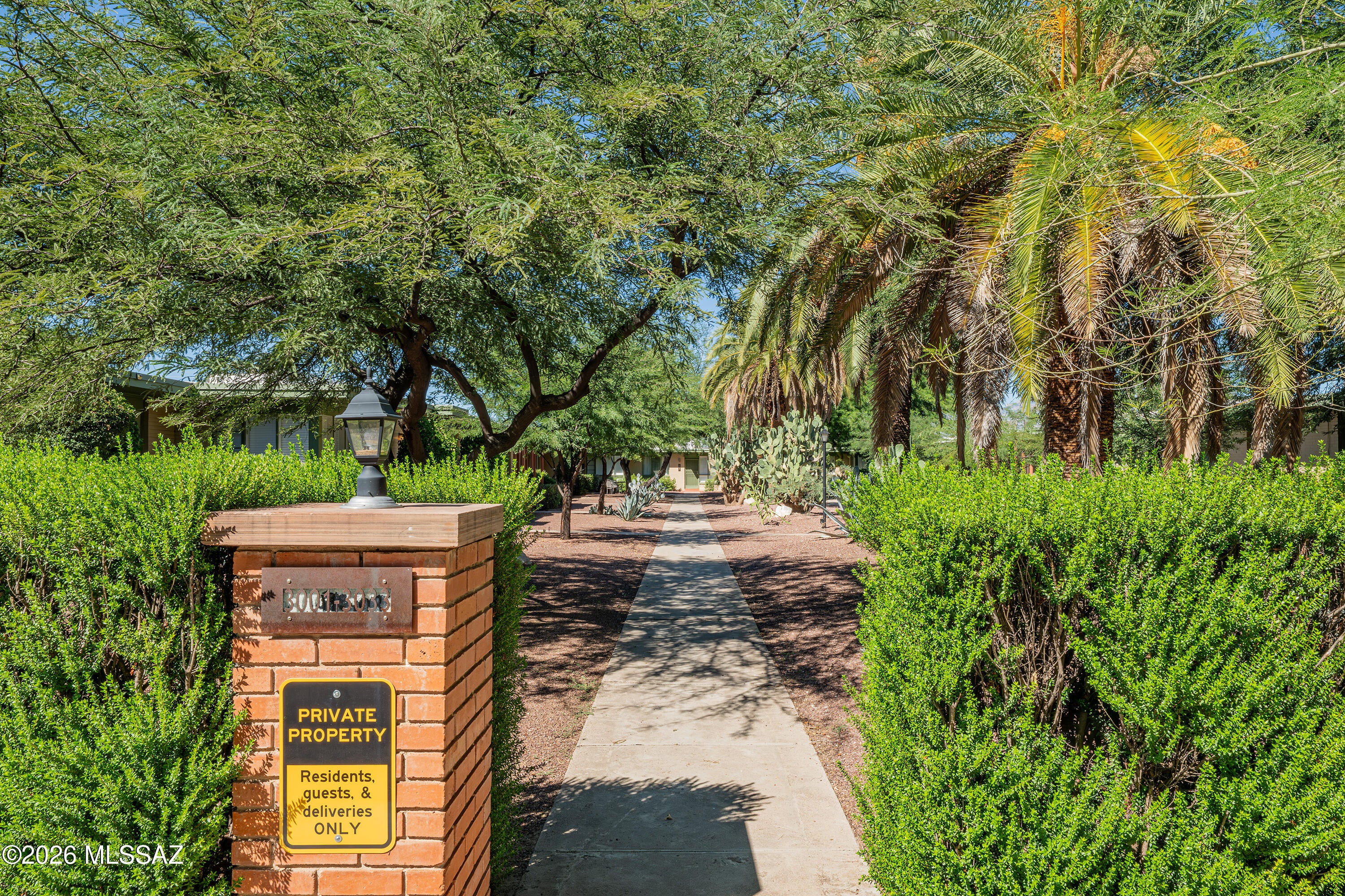 Country Club Manor Condos (1-51) - Residential