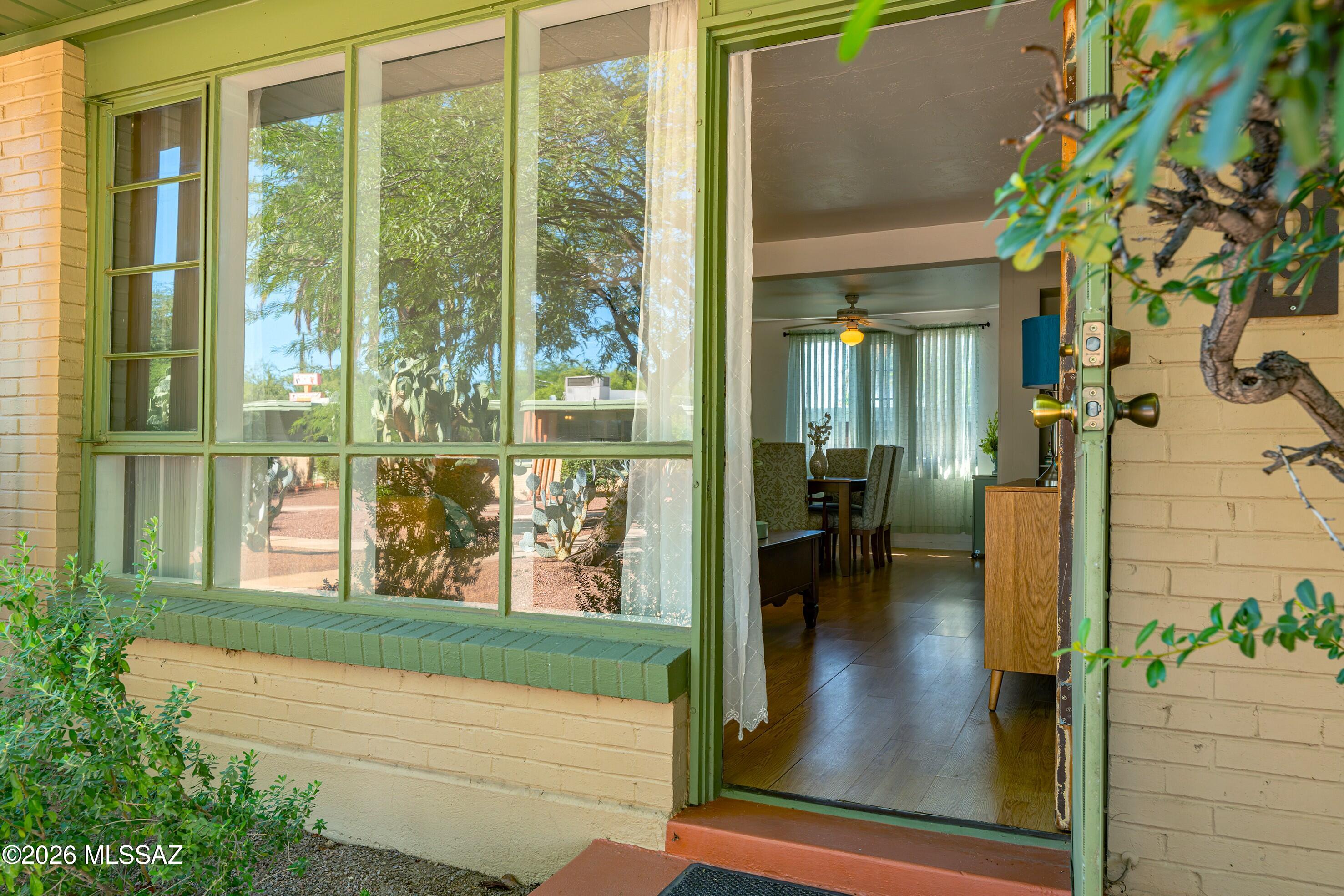 Country Club Manor Condos (1-51) - Residential