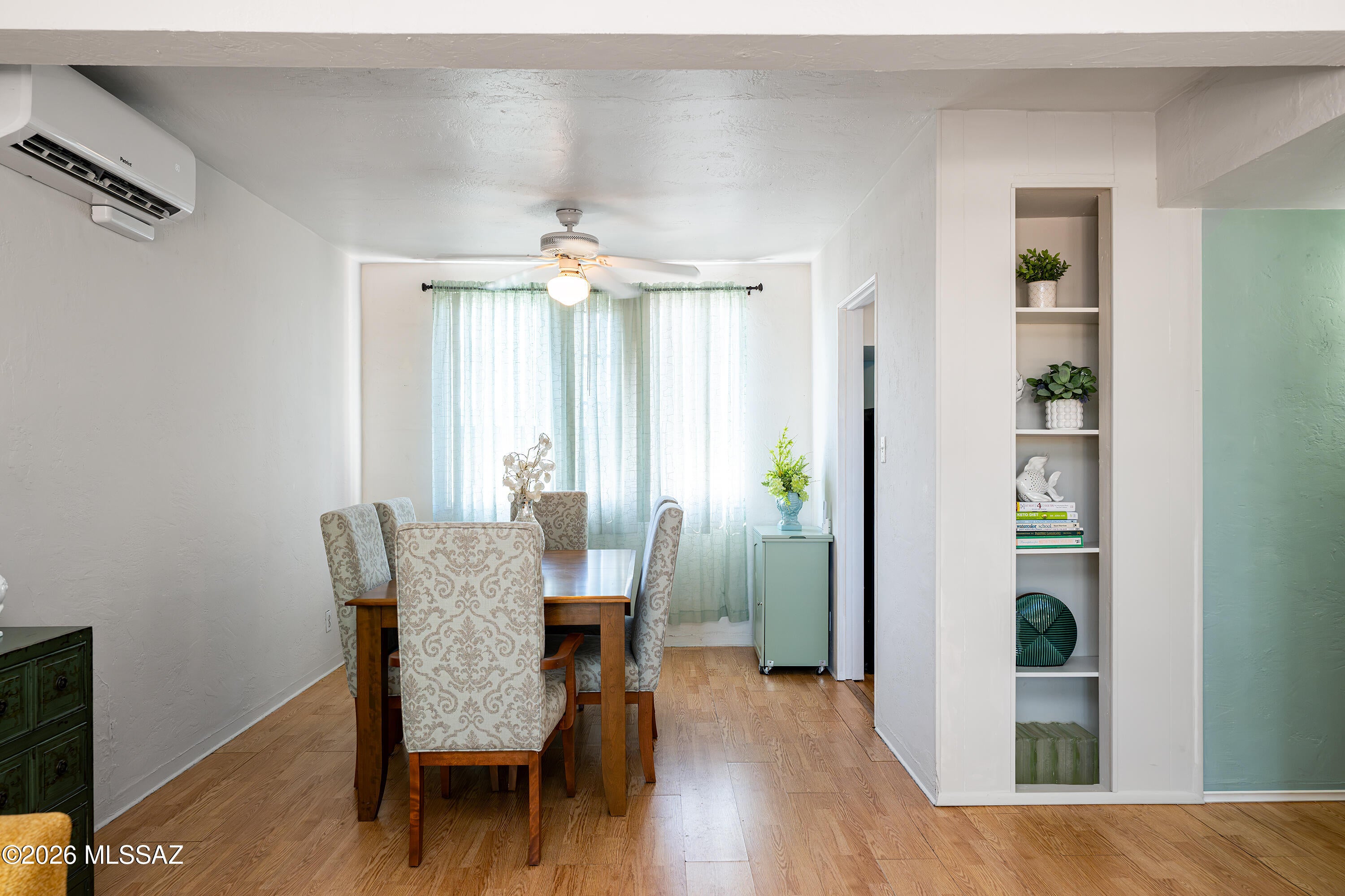 Country Club Manor Condos (1-51) - Residential