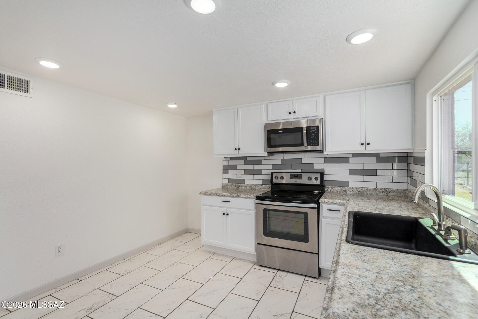 Sunland Gardens - Residential