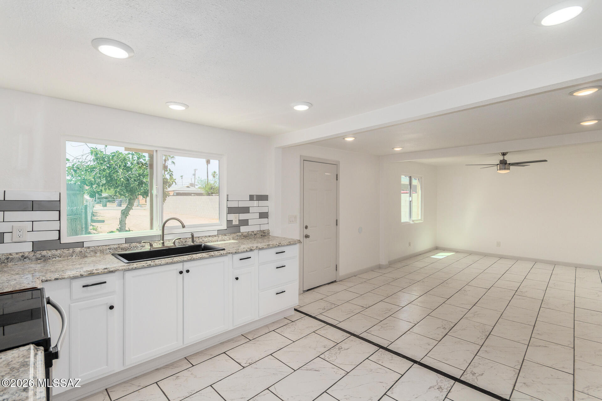 Sunland Gardens - Residential