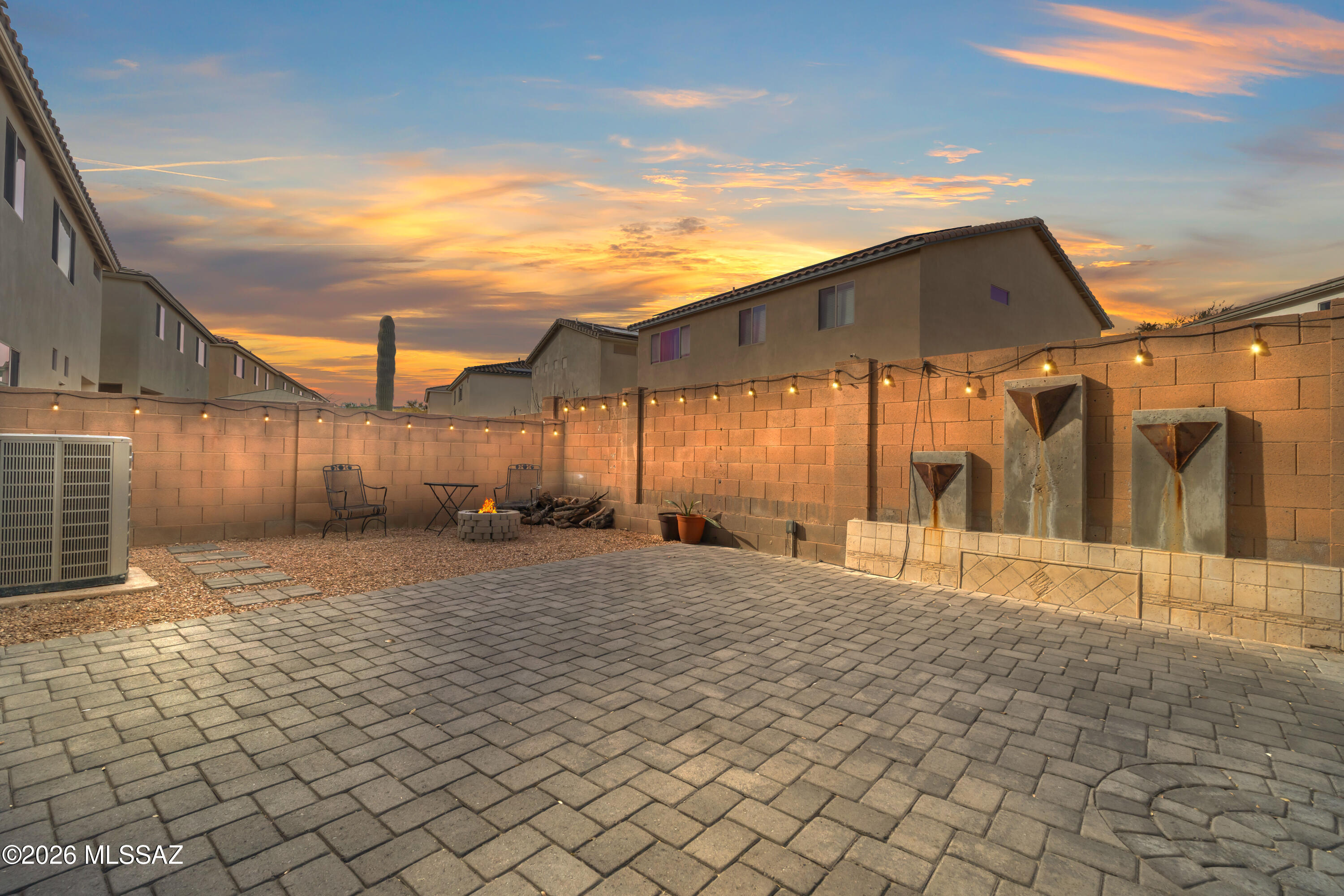 Presidio De Cancion (1-200) - Residential