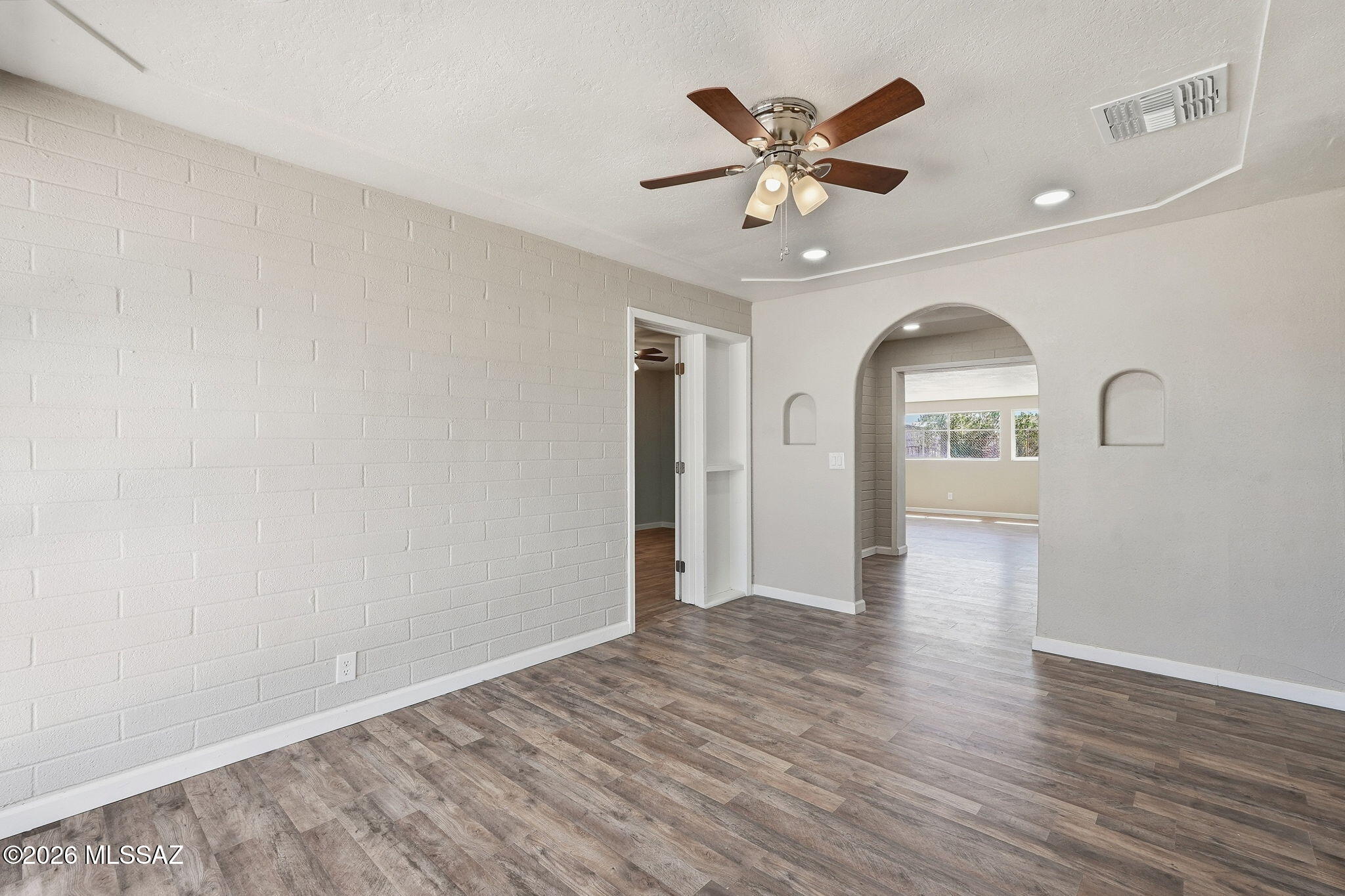Maryvale Manor - Residential