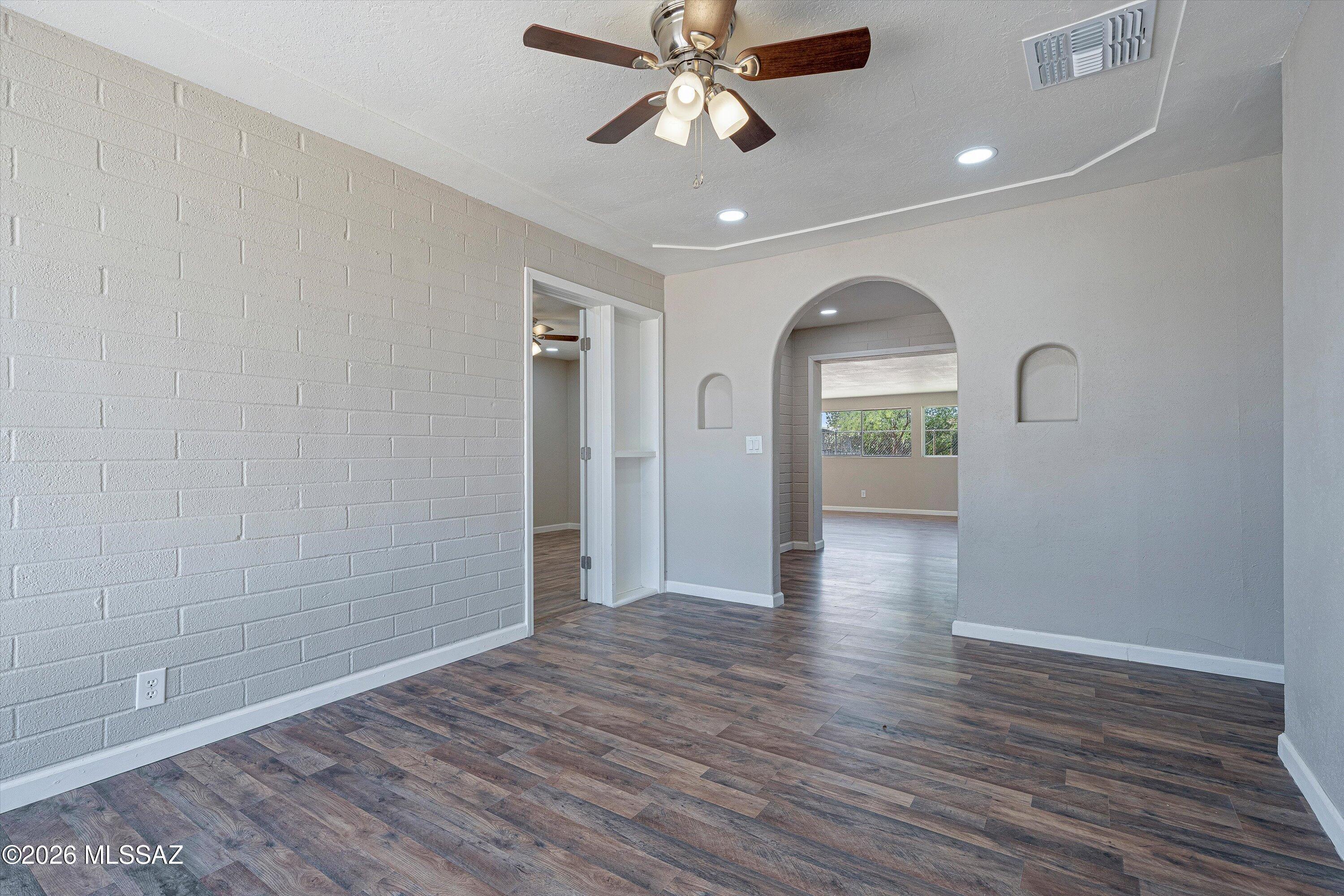 Maryvale Manor - Residential