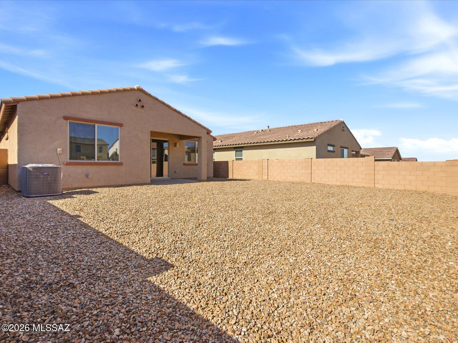 Entranda Del Toro - Residential